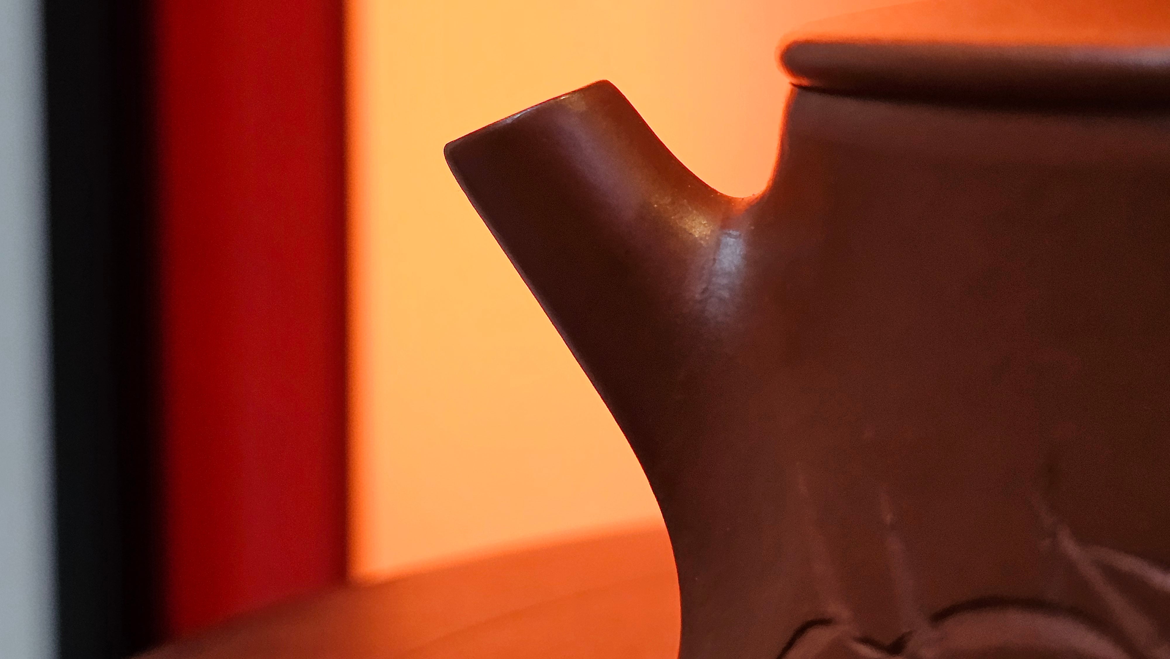 Yun Zhu 云柱 "Pillar of the Heavens", 138.7ml, Xiao Mei Yao Zhu Ni 小煤窑朱泥, by our Collaborative Craftsman Wang Hui ~ "劲竹凌风" & Bamboo Engraving by Craftsman Yi De Shu ~ Congratulations to Mr J.G.!2339hrs 4th August 2025, Bellevue Hill, Australia🇦🇺!