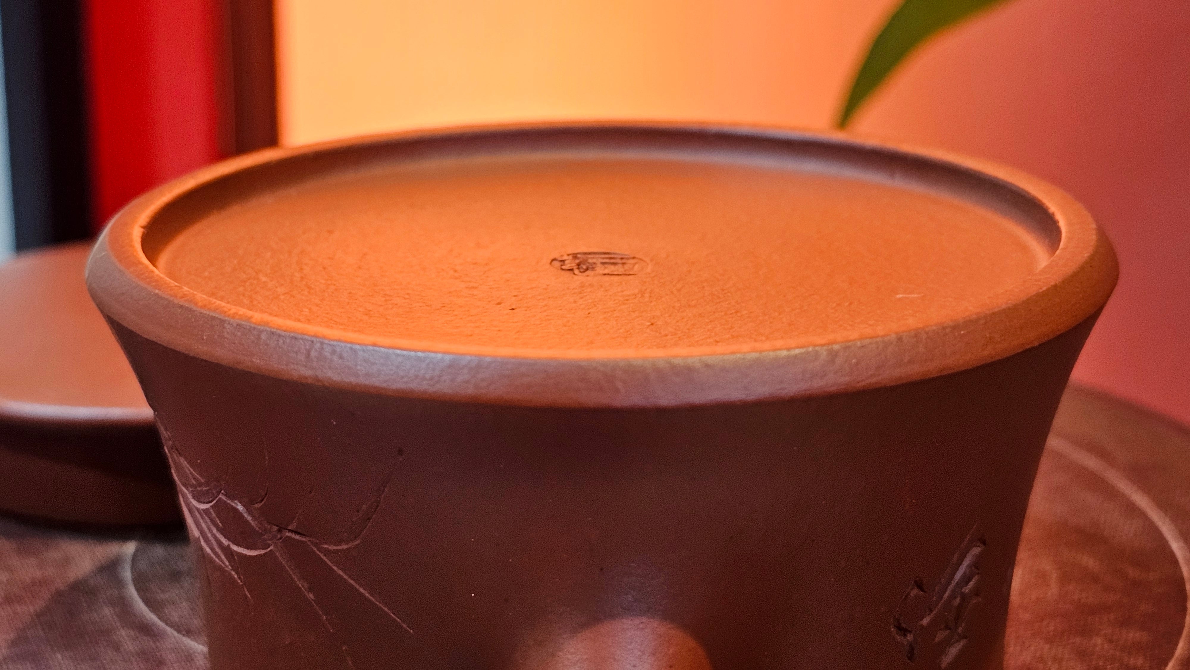 Yun Zhu 云柱 "Pillar of the Heavens", 138.7ml, Xiao Mei Yao Zhu Ni 小煤窑朱泥, by our Collaborative Craftsman Wang Hui ~ "劲竹凌风" & Bamboo Engraving by Craftsman Yi De Shu ~ Congratulations to Mr J.G.!2339hrs 4th August 2025, Bellevue Hill, Australia🇦🇺!