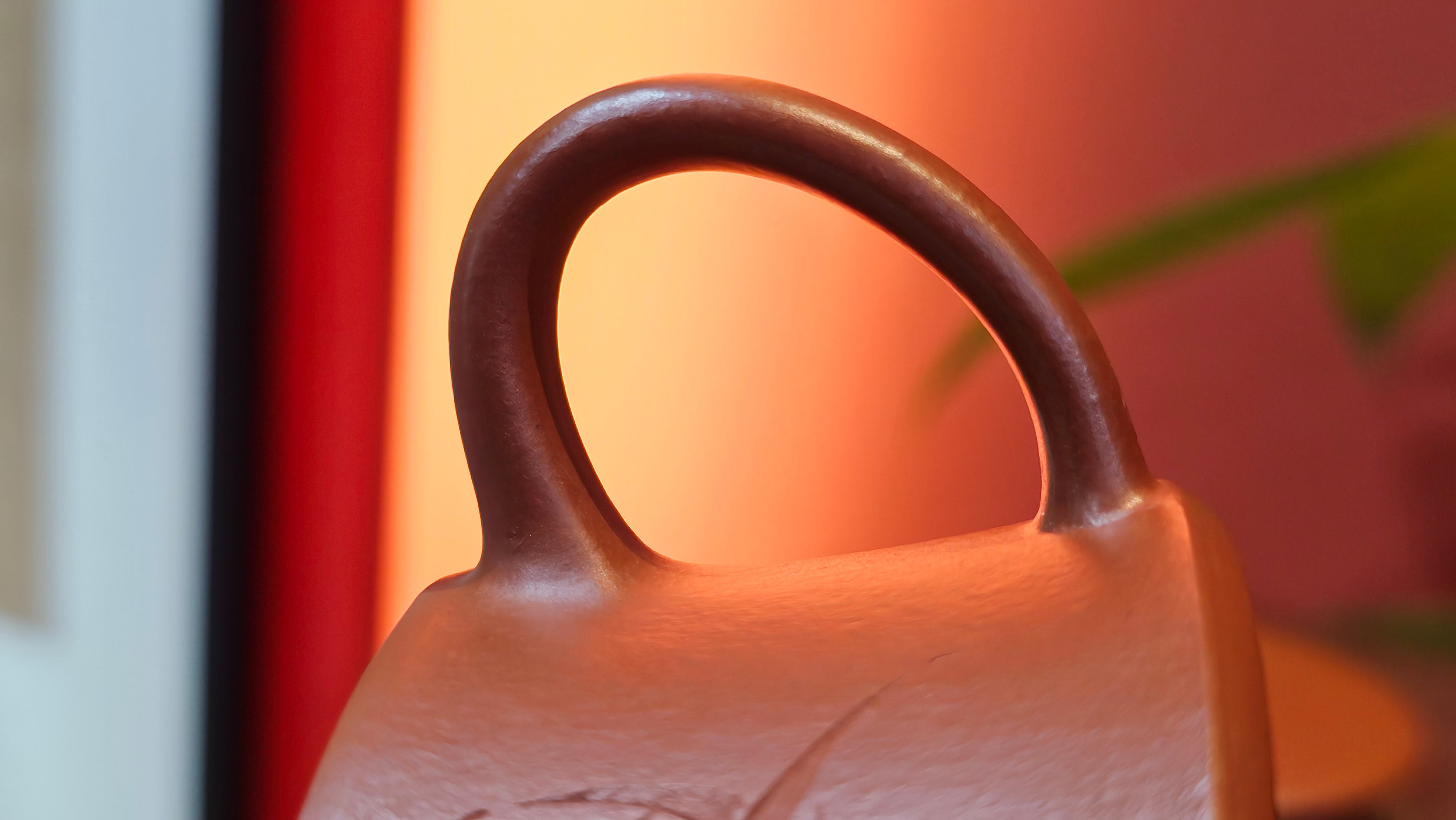 Yun Zhu 云柱 "Pillar of the Heavens", 138.7ml, Xiao Mei Yao Zhu Ni 小煤窑朱泥, by our Collaborative Craftsman Wang Hui ~ "劲竹凌风" & Bamboo Engraving by Craftsman Yi De Shu ~ Congratulations to Mr J.G.!2339hrs 4th August 2025, Bellevue Hill, Australia🇦🇺!