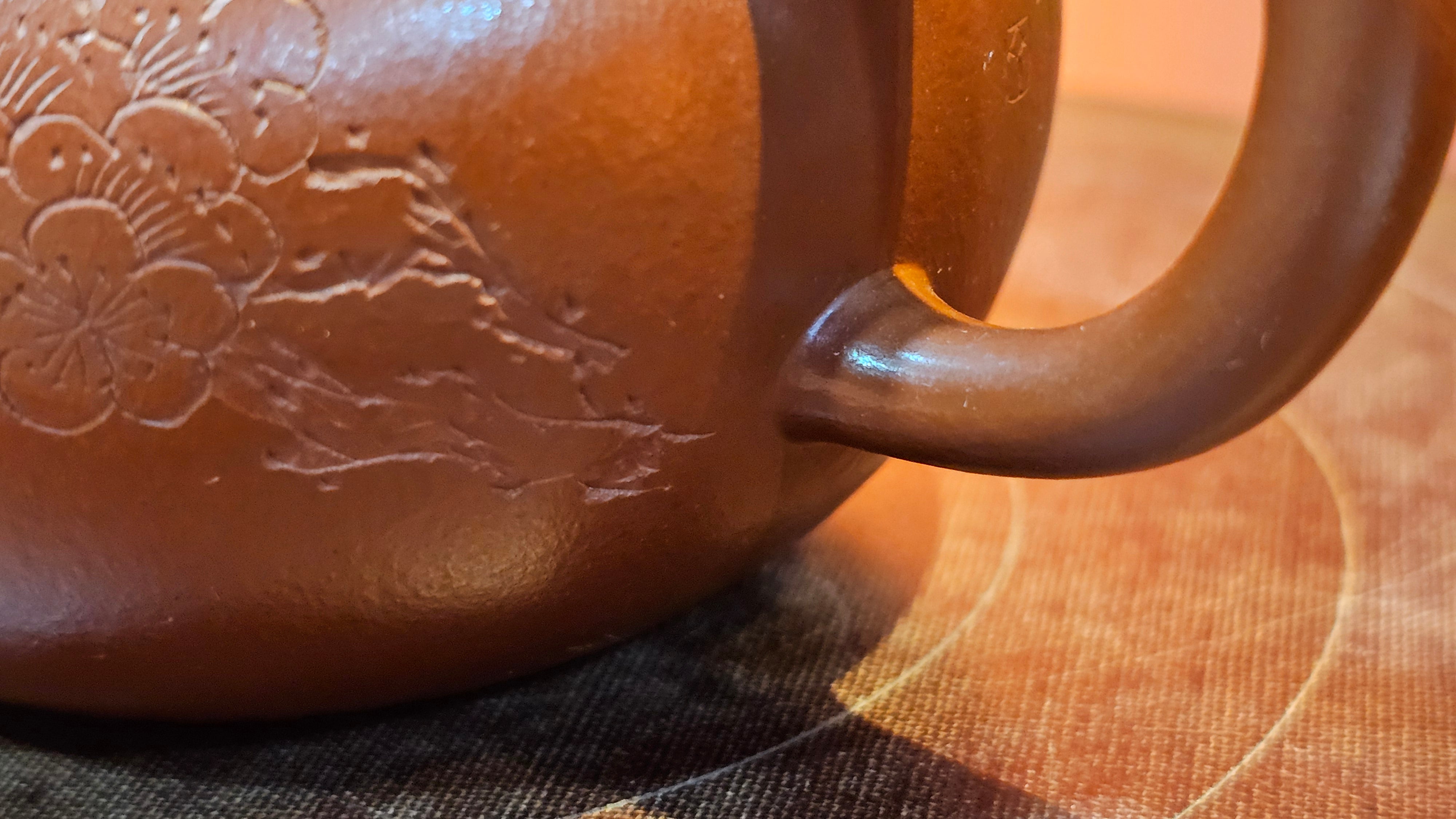 Li Xing 梨形, 177.5ml, Xiao Mei Yao Zhu Ni 小煤窑朱泥 by our Collaborative Craftsman Zhai Yi Yao 翟一耀, 梅花刻绘, Engraving of Plum Blossoms and Calligraphy, by Craftsman Yi De Shu 一德书 ~ Congratulations to!Mr A.K., 1226hrs 4th August 2025, Jabłonna! Poland🇵🇱.