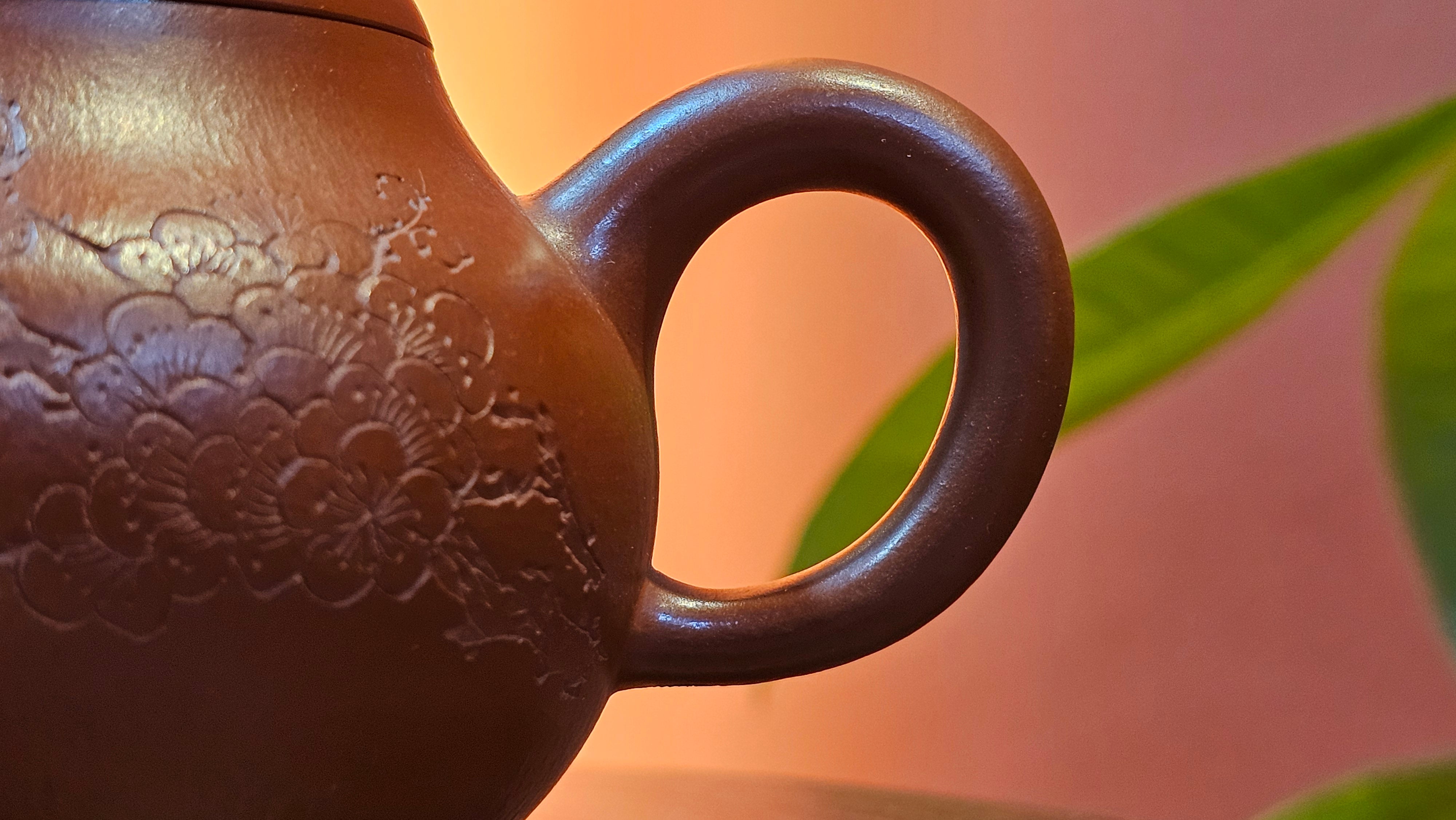 Li Xing 梨形, 177.5ml, Xiao Mei Yao Zhu Ni 小煤窑朱泥 by our Collaborative Craftsman Zhai Yi Yao 翟一耀, 梅花刻绘, Engraving of Plum Blossoms and Calligraphy, by Craftsman Yi De Shu 一德书 ~ Congratulations to!Mr A.K., 1226hrs 4th August 2025, Jabłonna! Poland🇵🇱.