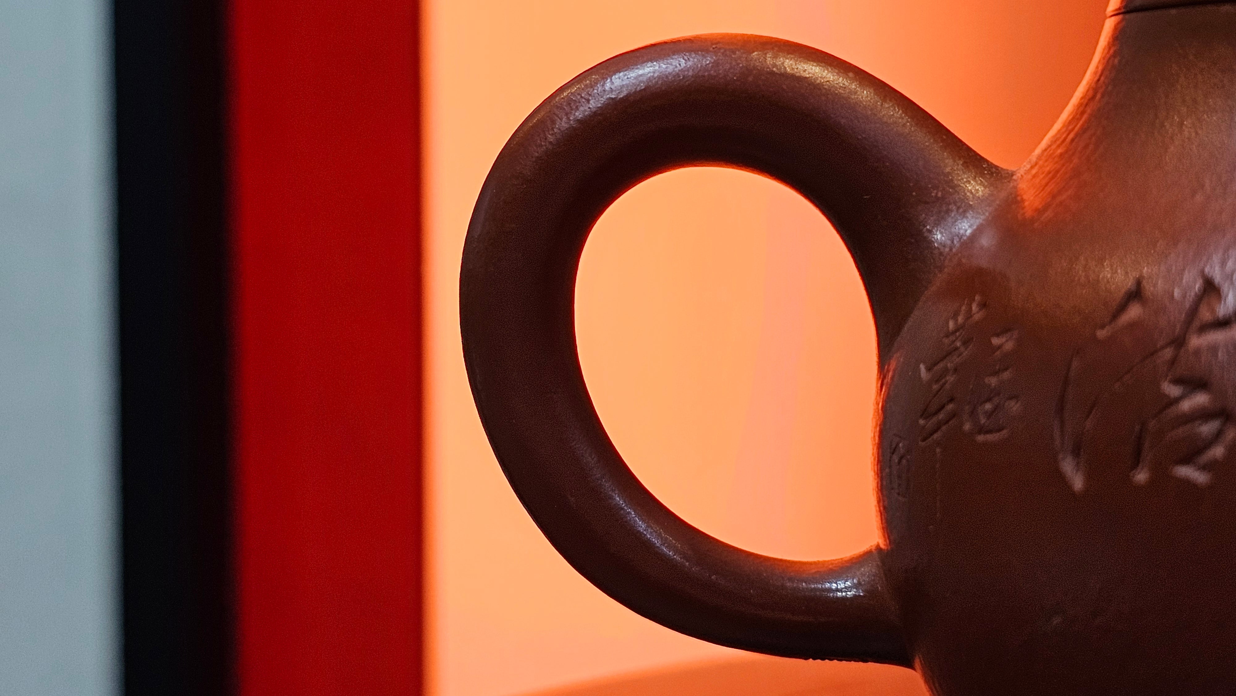 Li Xing 梨形, 177.5ml, Xiao Mei Yao Zhu Ni 小煤窑朱泥 by our Collaborative Craftsman Zhai Yi Yao 翟一耀, 梅花刻绘, Engraving of Plum Blossoms and Calligraphy, by Craftsman Yi De Shu 一德书 ~ Congratulations to!Mr A.K., 1226hrs 4th August 2025, Jabłonna! Poland🇵🇱.