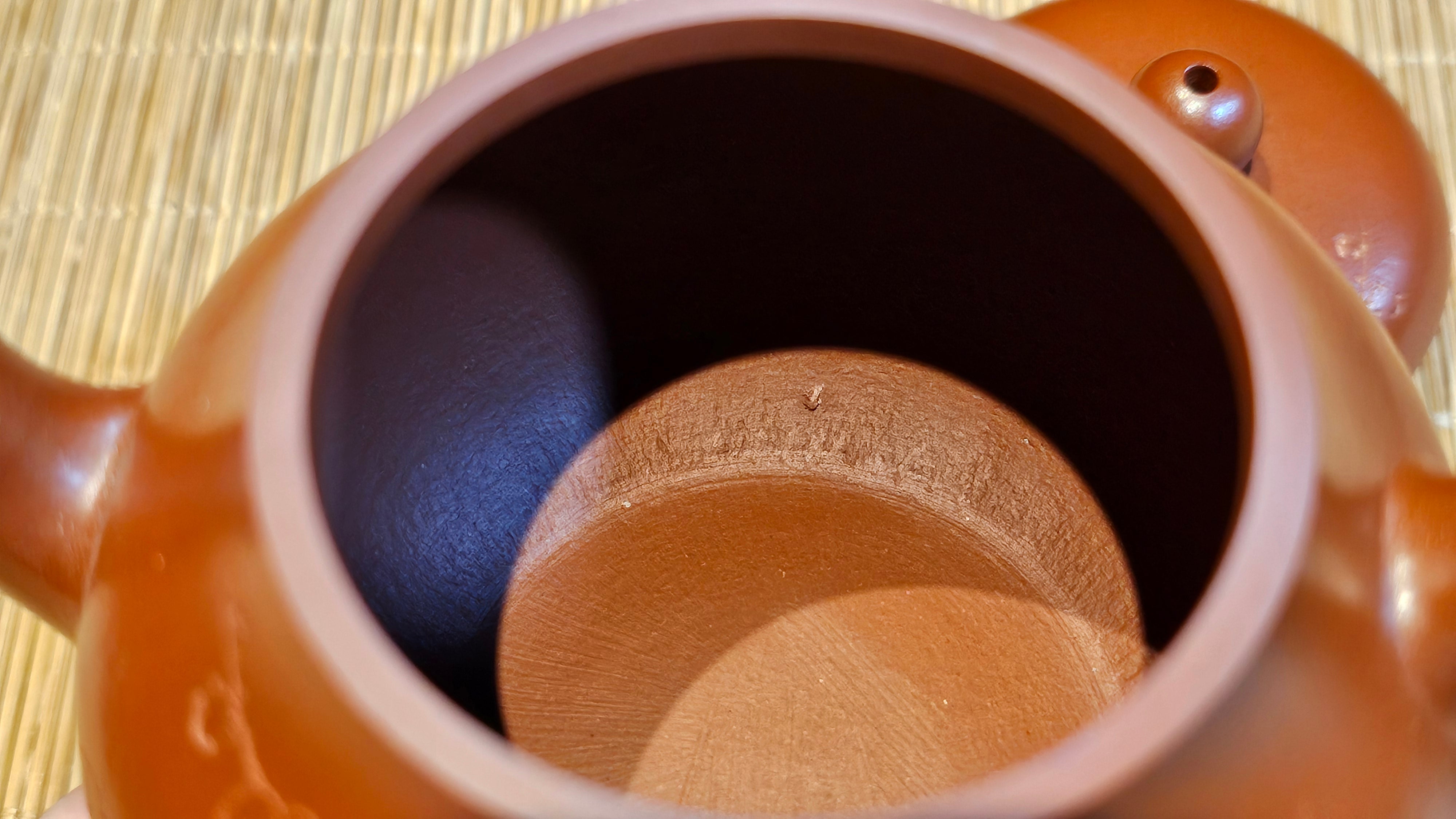 Li Xing 梨形, 177.5ml, Xiao Mei Yao Zhu Ni 小煤窑朱泥 by our Collaborative Craftsman Zhai Yi Yao 翟一耀, 梅花刻绘, Engraving of Plum Blossoms and Calligraphy, by Craftsman Yi De Shu 一德书 ~ Congratulations to!Mr A.K., 1226hrs 4th August 2025, Jabłonna! Poland🇵🇱.