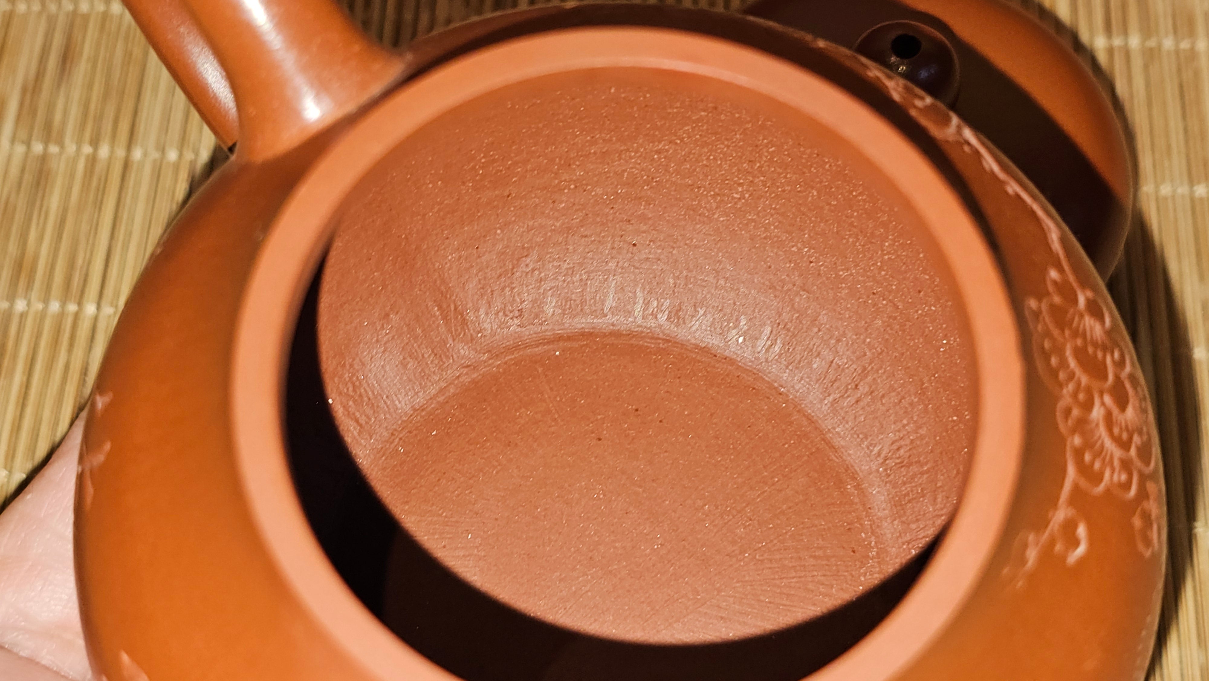 Li Xing 梨形, 177.5ml, Xiao Mei Yao Zhu Ni 小煤窑朱泥 by our Collaborative Craftsman Zhai Yi Yao 翟一耀, 梅花刻绘, Engraving of Plum Blossoms and Calligraphy, by Craftsman Yi De Shu 一德书 ~ Congratulations to!Mr A.K., 1226hrs 4th August 2025, Jabłonna! Poland🇵🇱.