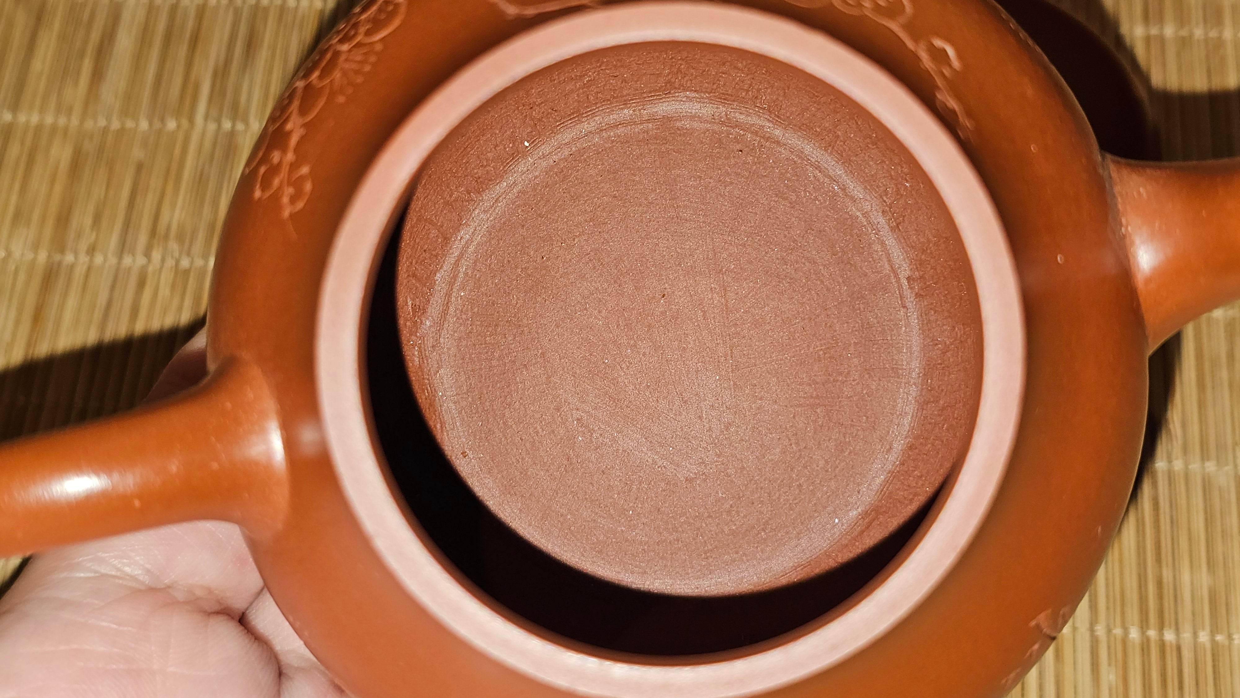 Li Xing 梨形, 177.5ml, Xiao Mei Yao Zhu Ni 小煤窑朱泥 by our Collaborative Craftsman Zhai Yi Yao 翟一耀, 梅花刻绘, Engraving of Plum Blossoms and Calligraphy, by Craftsman Yi De Shu 一德书 ~ Congratulations to!Mr A.K., 1226hrs 4th August 2025, Jabłonna! Poland🇵🇱.