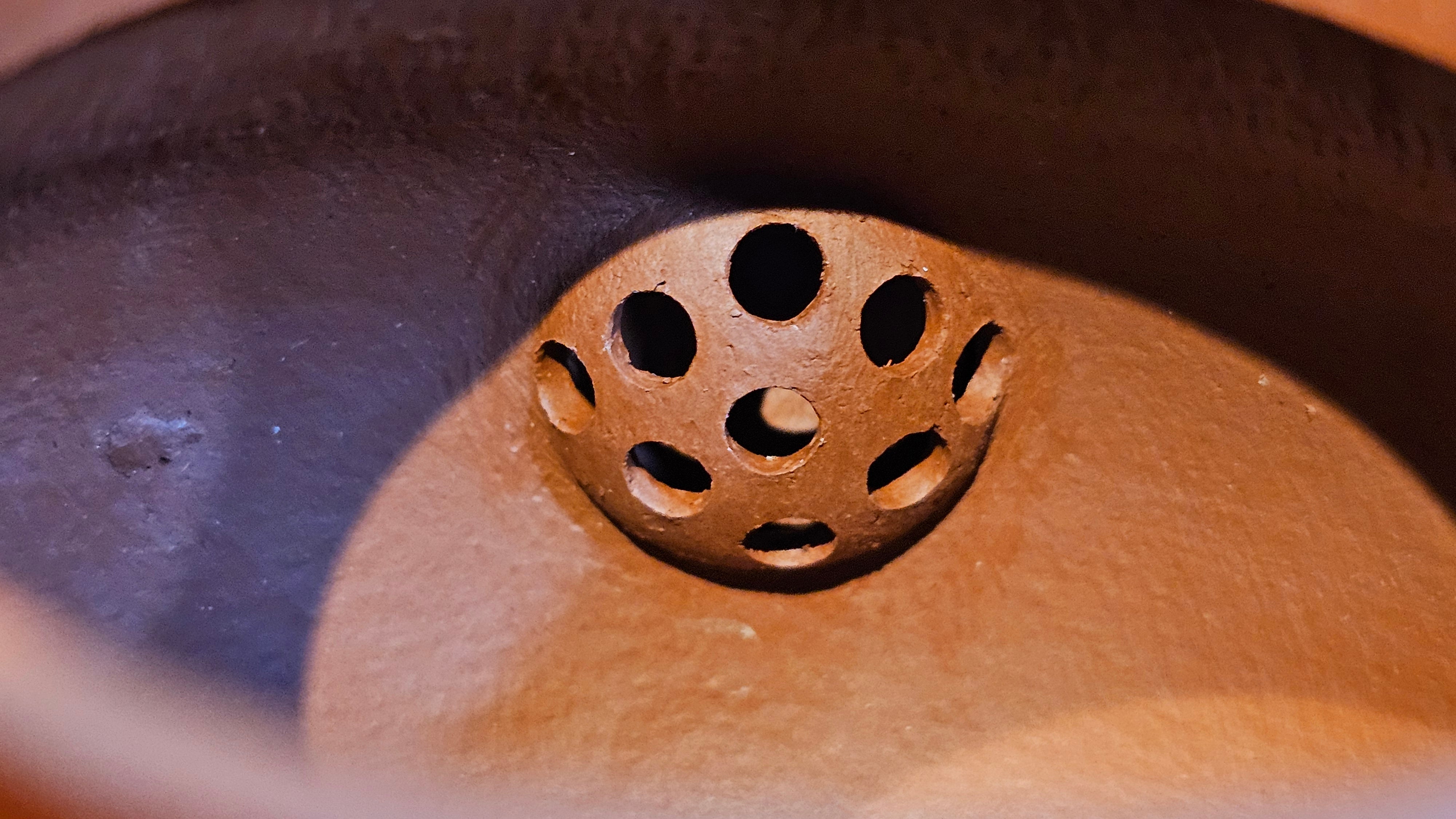 Li Xing 梨形, 177.5ml, Xiao Mei Yao Zhu Ni 小煤窑朱泥 by our Collaborative Craftsman Zhai Yi Yao 翟一耀, 梅花刻绘, Engraving of Plum Blossoms and Calligraphy, by Craftsman Yi De Shu 一德书 ~ Congratulations to!Mr A.K., 1226hrs 4th August 2025, Jabłonna! Poland🇵🇱.