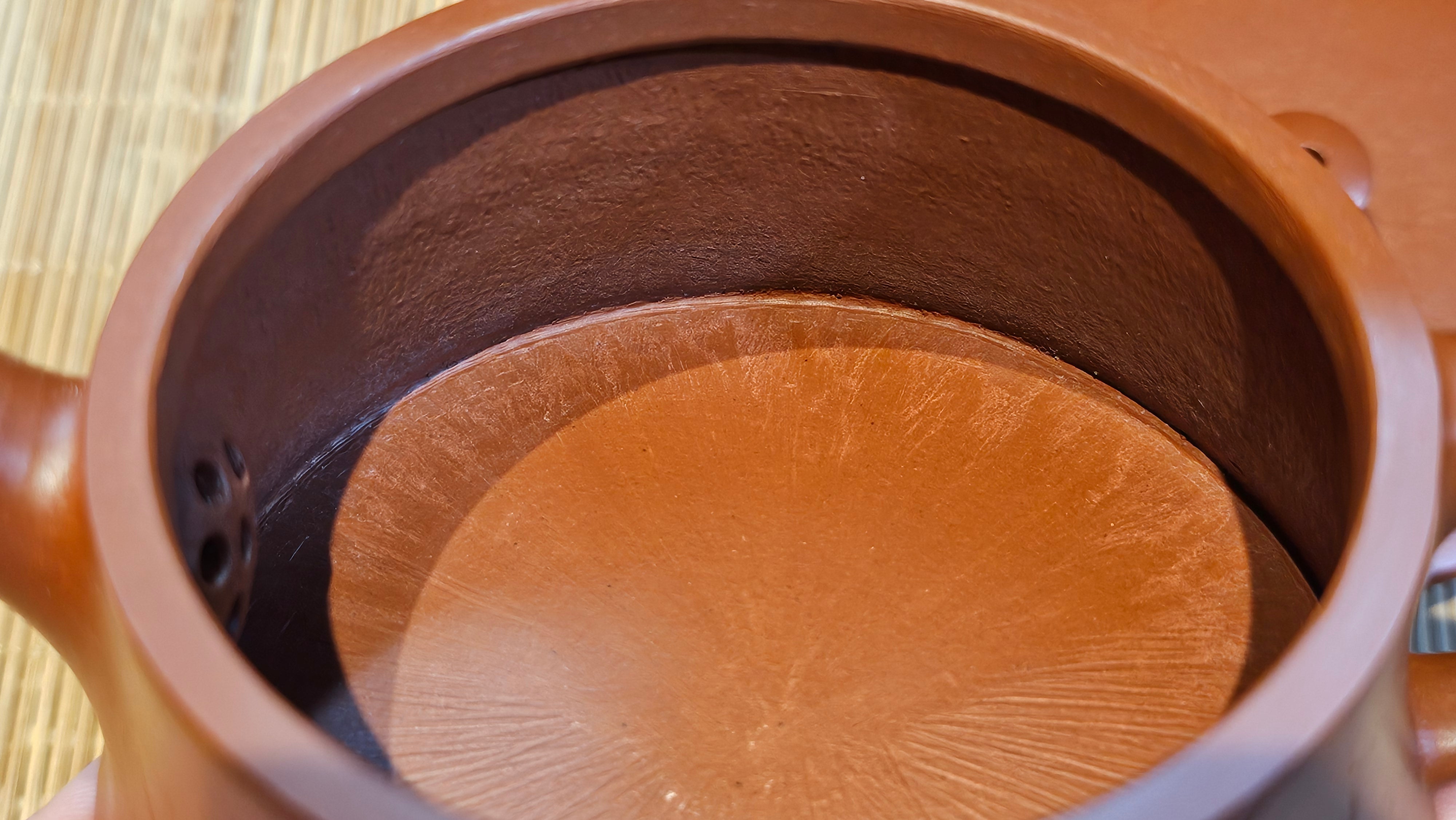 Yun Zhu 云柱 "Pillar of the Heavens", 138.7ml, Xiao Mei Yao Zhu Ni 小煤窑朱泥, by our Collaborative Craftsman Wang Hui ~ "劲竹凌风" & Bamboo Engraving by Craftsman Yi De Shu ~ Congratulations to Mr J.G.!2339hrs 4th August 2025, Bellevue Hill, Australia🇦🇺!