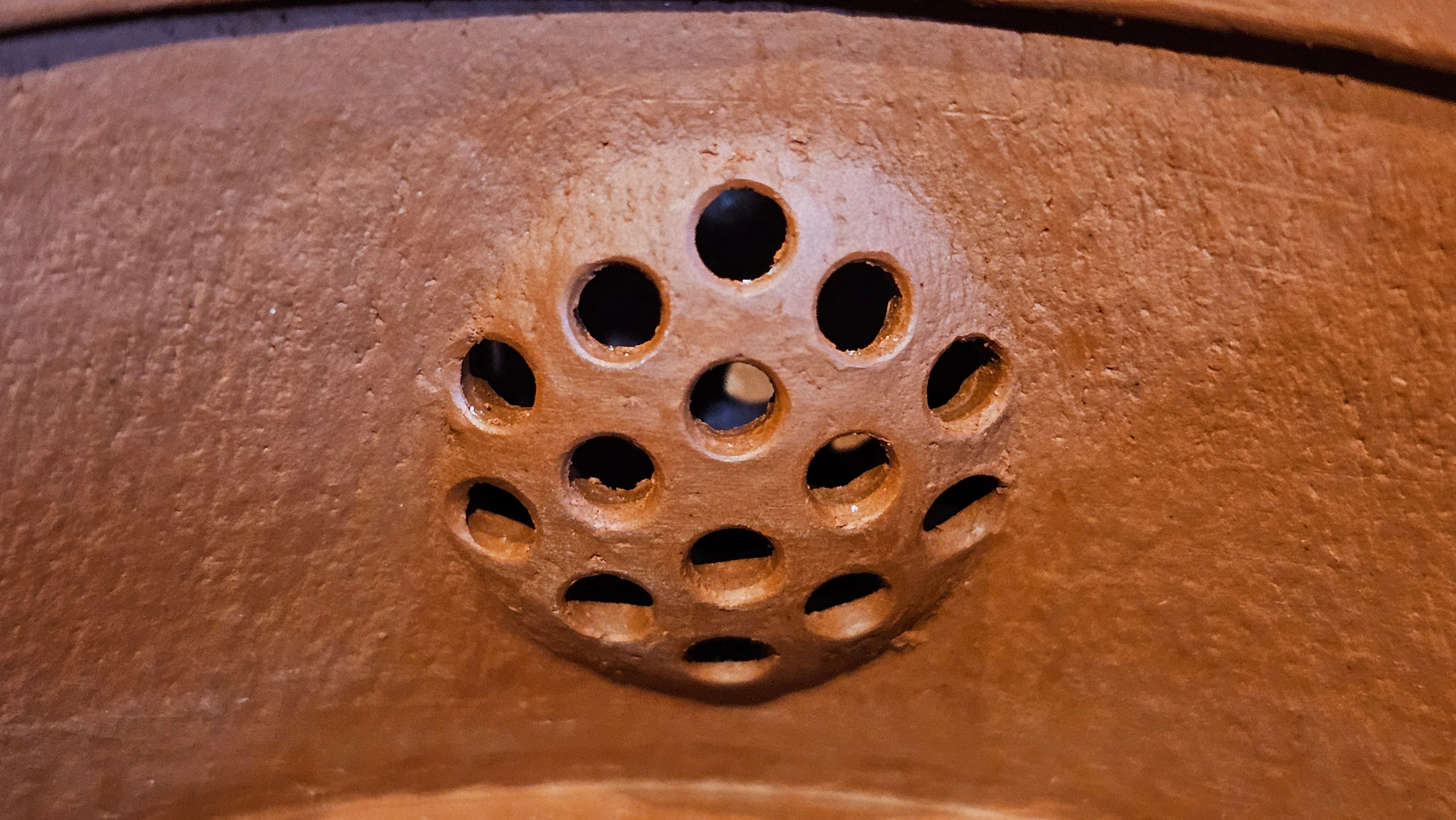 Yun Zhu 云柱 "Pillar of the Heavens", 138.7ml, Xiao Mei Yao Zhu Ni 小煤窑朱泥, by our Collaborative Craftsman Wang Hui ~ "劲竹凌风" & Bamboo Engraving by Craftsman Yi De Shu ~ Congratulations to Mr J.G.!2339hrs 4th August 2025, Bellevue Hill, Australia🇦🇺!