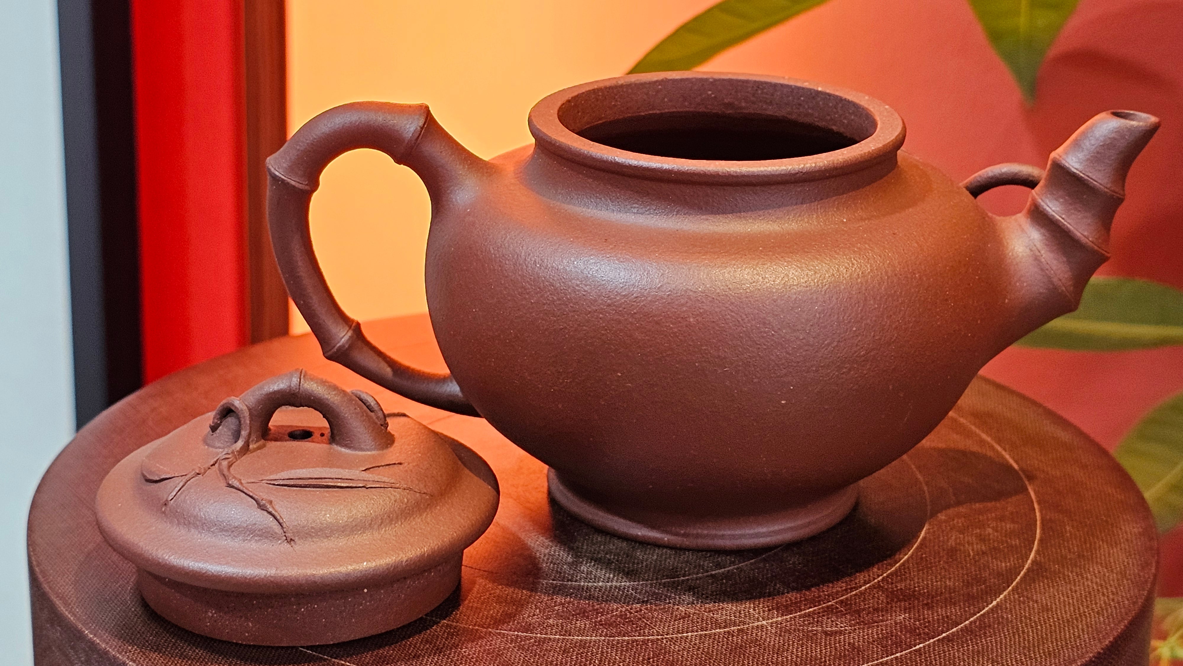 Zhu Bao Chun 竹报春, 229.3ml, Di Cao Qing Zi Ni 底槽青紫泥, by our Collaborative Craftsman Tu Xia Ying 屠暇英 ~ Congratulations to Mr K.F.! 1809hrs 3rd August 2025, Chamblee! GA.