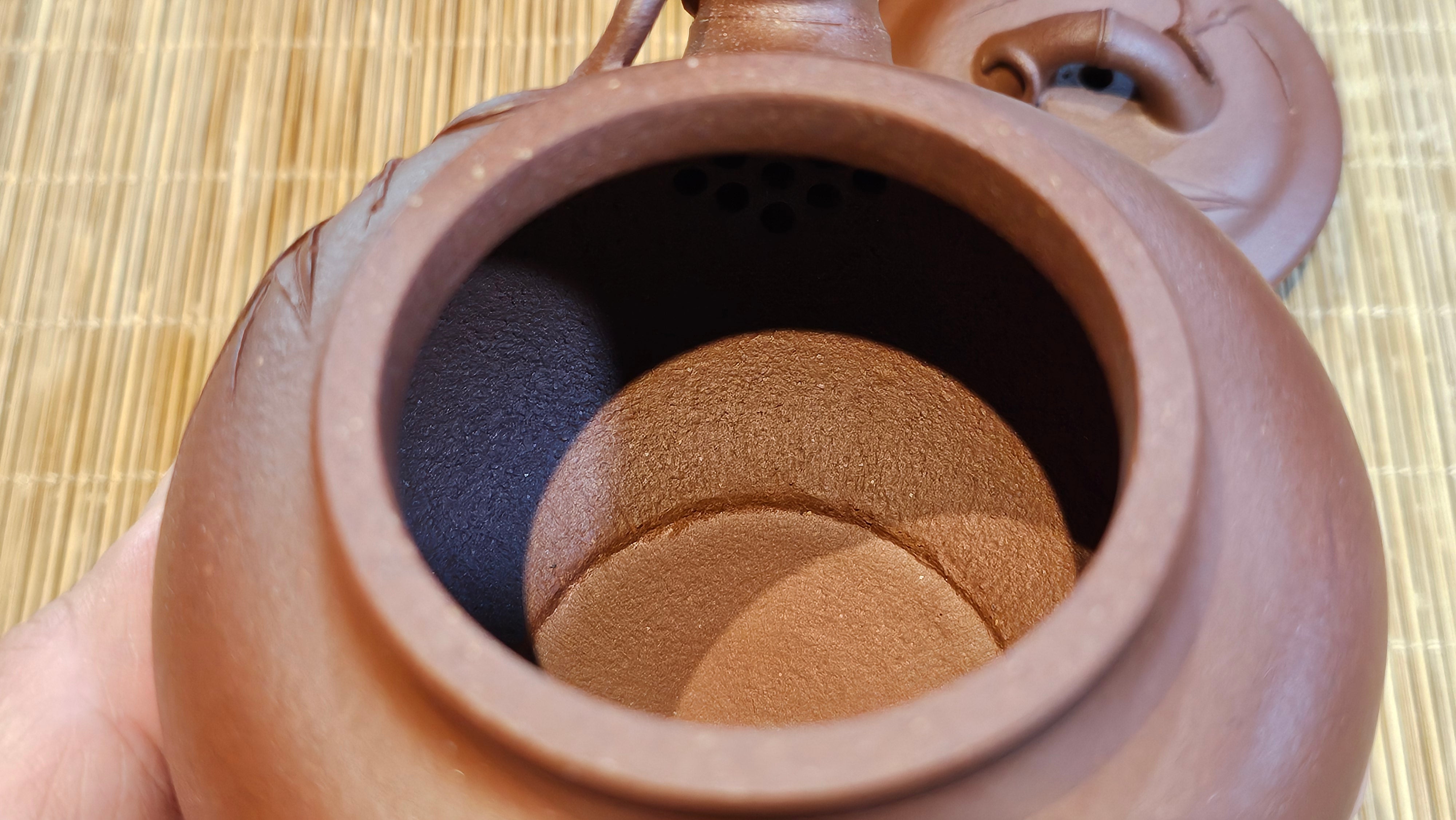 Zhu Bao Chun 竹报春, 229.3ml, Di Cao Qing Zi Ni 底槽青紫泥, by our Collaborative Craftsman Tu Xia Ying 屠暇英 ~ Congratulations to Mr K.F.! 1809hrs 3rd August 2025, Chamblee! GA.