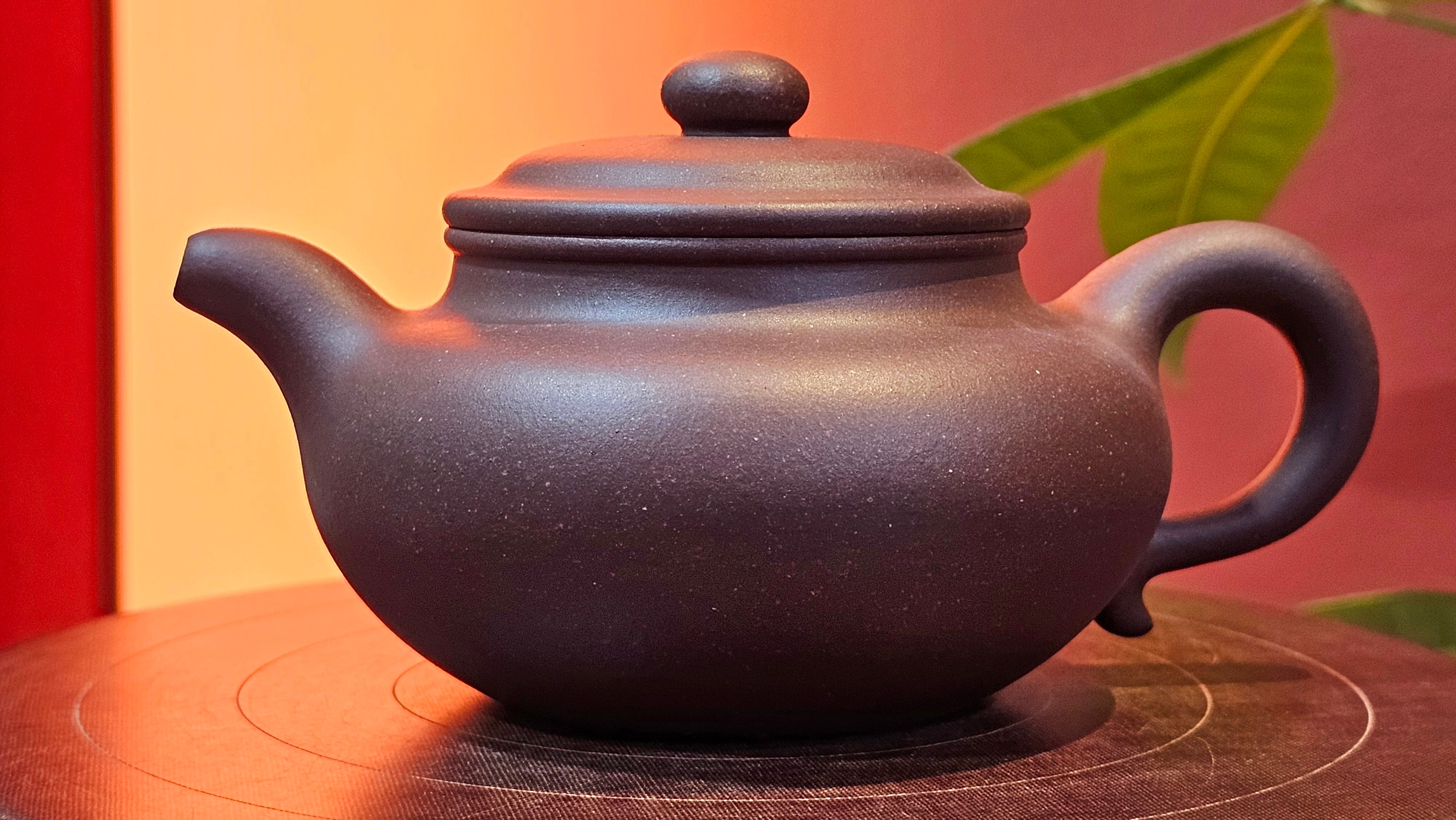 Fang Gu 仿古, 216.9ml, Da Shui Tan Zi Ni 大水潭紫泥, by our Craftsman Craftsman Chen Fa Chu 陈法初 ~ Congratulations to!Ms J.C., 0347hrs 9th August 2025! Los Angeles, CA.