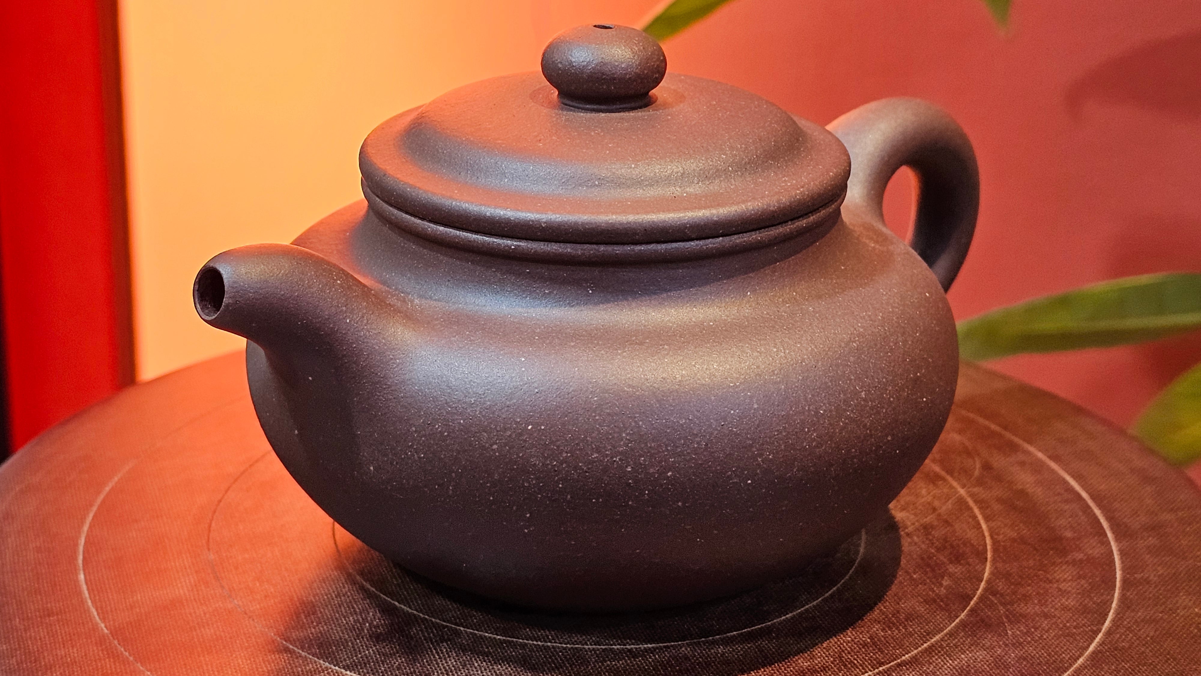 Fang Gu 仿古, 216.9ml, Da Shui Tan Zi Ni 大水潭紫泥, by our Craftsman Craftsman Chen Fa Chu 陈法初 ~ Congratulations to!Ms J.C., 0347hrs 9th August 2025! Los Angeles, CA.