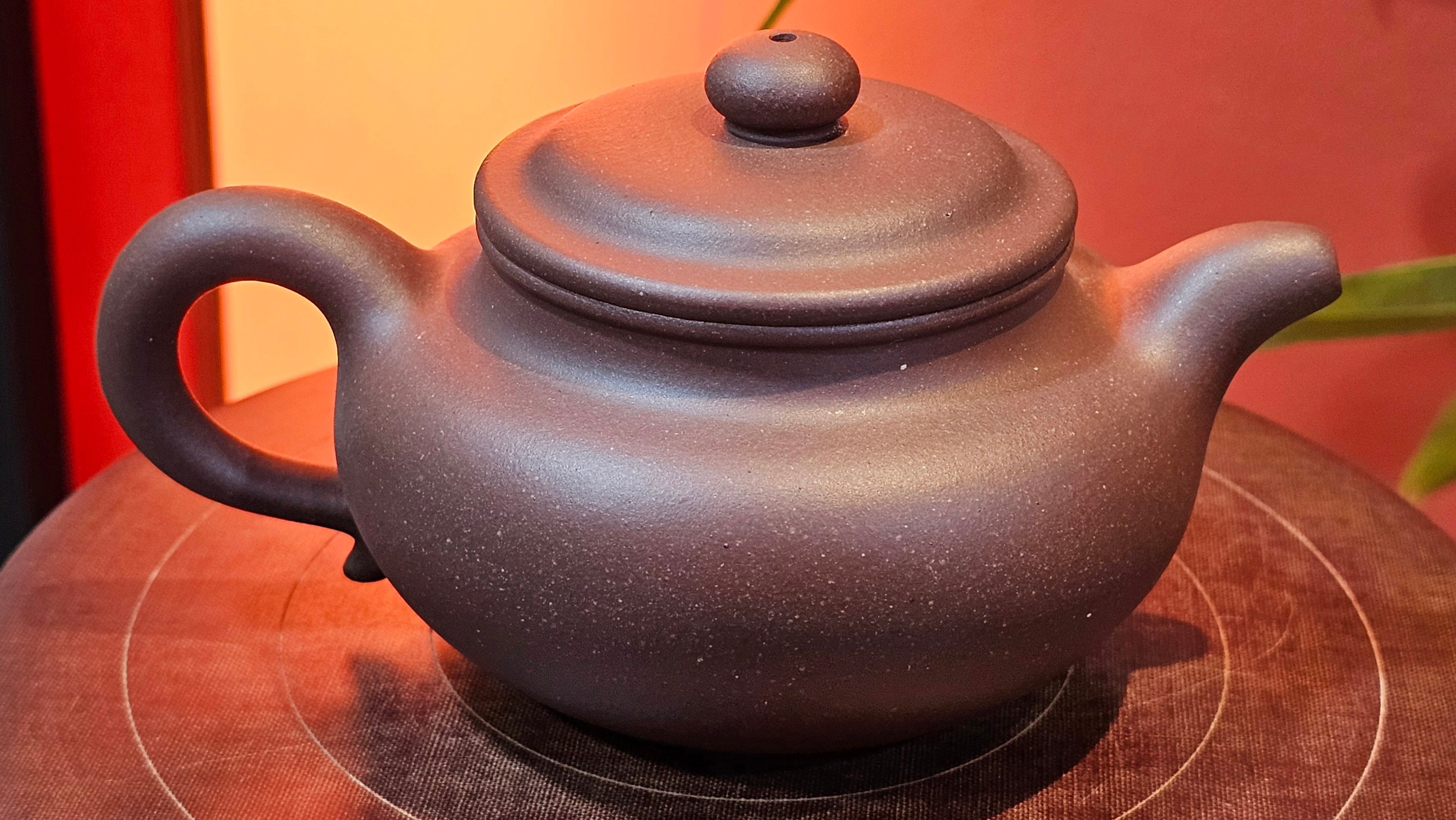 Fang Gu 仿古, 216.9ml, Da Shui Tan Zi Ni 大水潭紫泥, by our Craftsman Craftsman Chen Fa Chu 陈法初 ~ Congratulations to!Ms J.C., 0347hrs 9th August 2025! Los Angeles, CA.