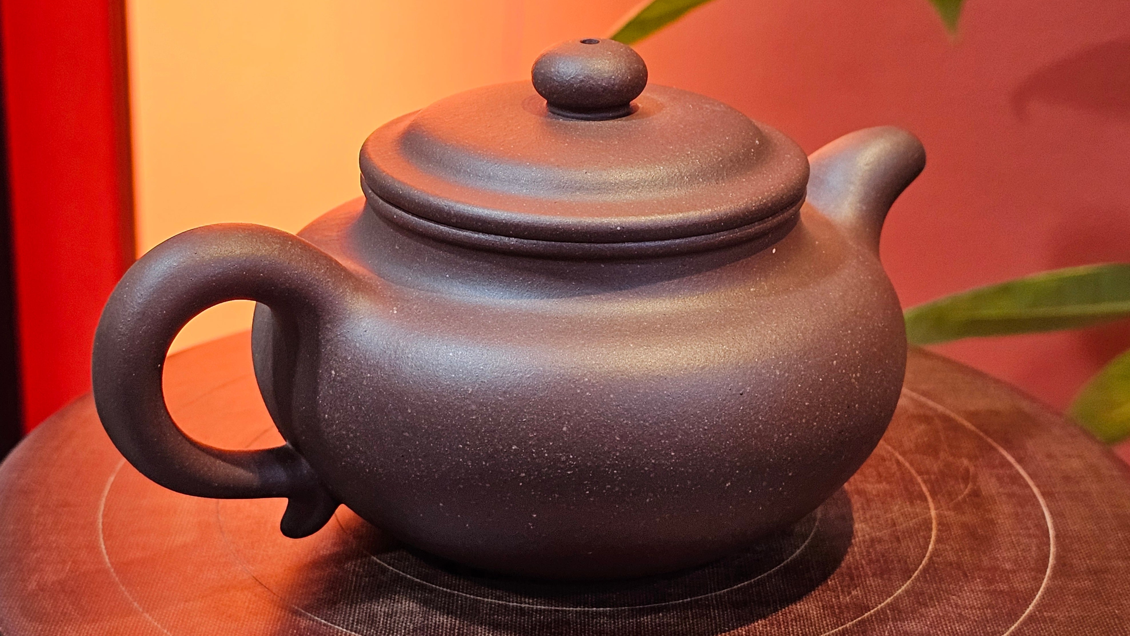 Fang Gu 仿古, 216.9ml, Da Shui Tan Zi Ni 大水潭紫泥, by our Craftsman Craftsman Chen Fa Chu 陈法初 ~ Congratulations to!Ms J.C., 0347hrs 9th August 2025! Los Angeles, CA.