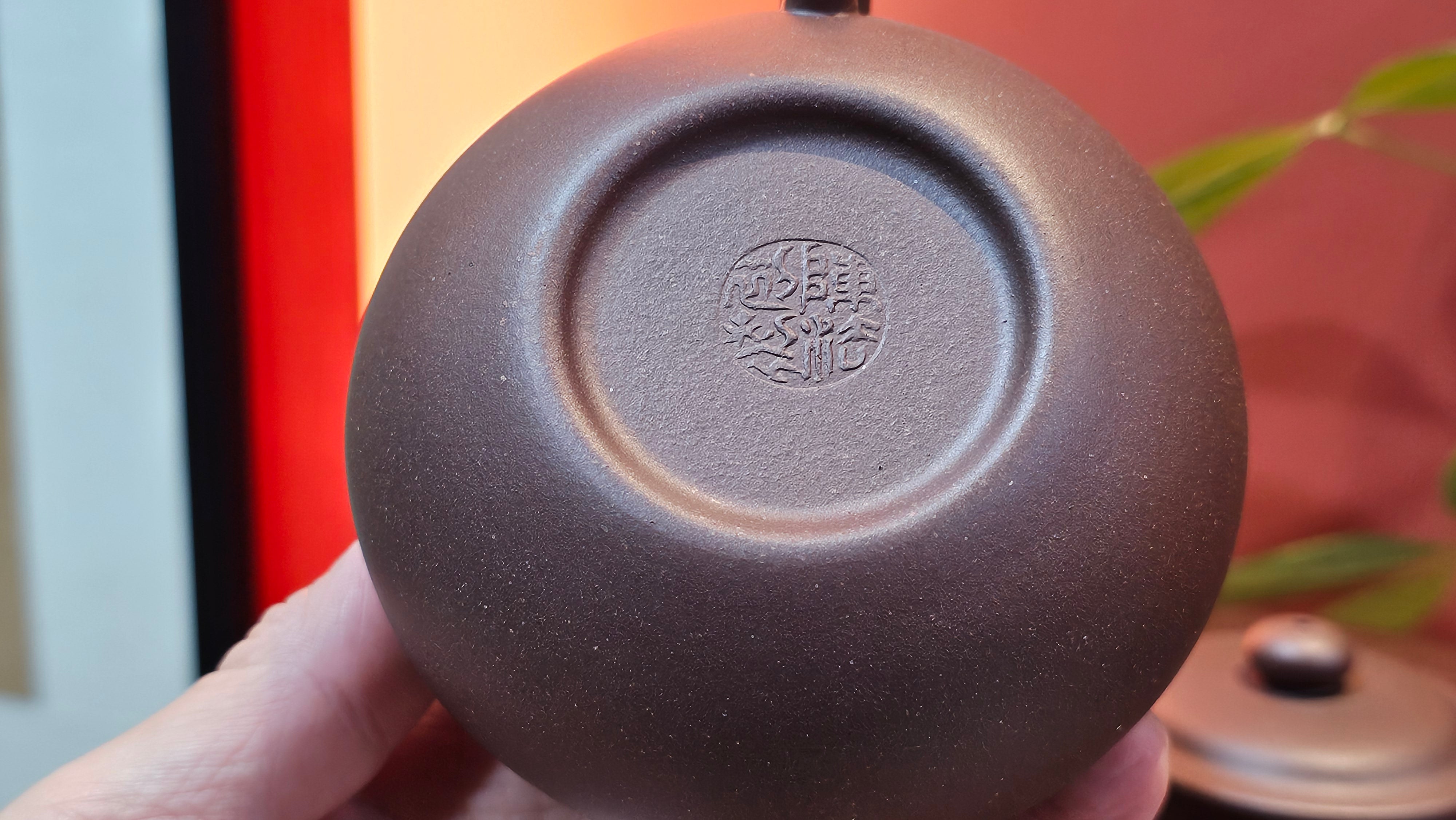 Fang Gu 仿古, 216.9ml, Da Shui Tan Zi Ni 大水潭紫泥, by our Craftsman Craftsman Chen Fa Chu 陈法初 ~ Congratulations to!Ms J.C., 0347hrs 9th August 2025! Los Angeles, CA.