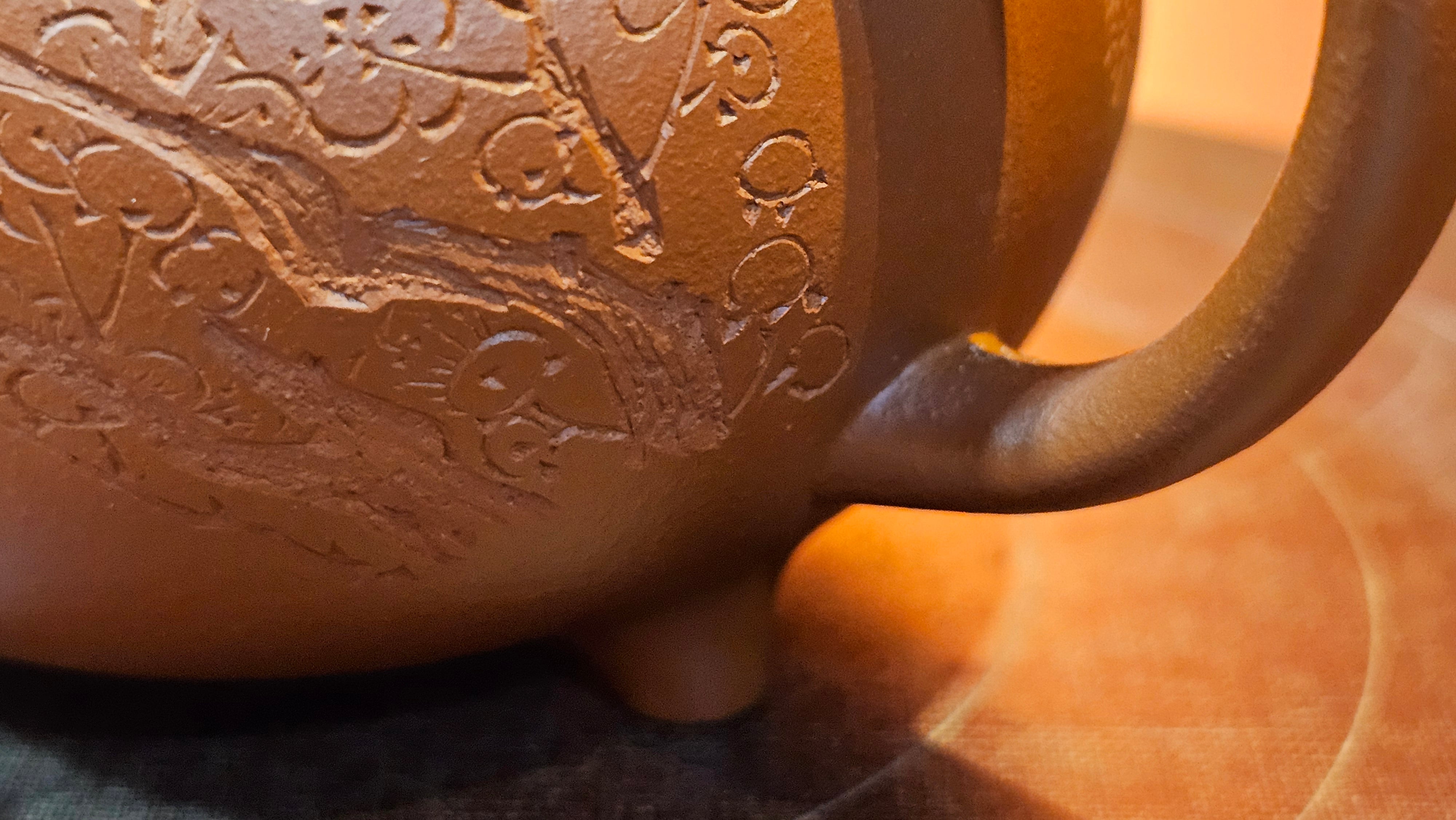 Meng Chen San Zu《孟臣三足》, 189.0ml, Xiao Hong Ni 小红泥, by our Craftsman Zhang Huan 张欢, Plum Blossoms Engraving by Craftsman Pe'eng Pe'eng 芃芃 ~ Congratulations to Prof Y.G.! 1608hrs 2nd August 2025, Long Beach! CA.