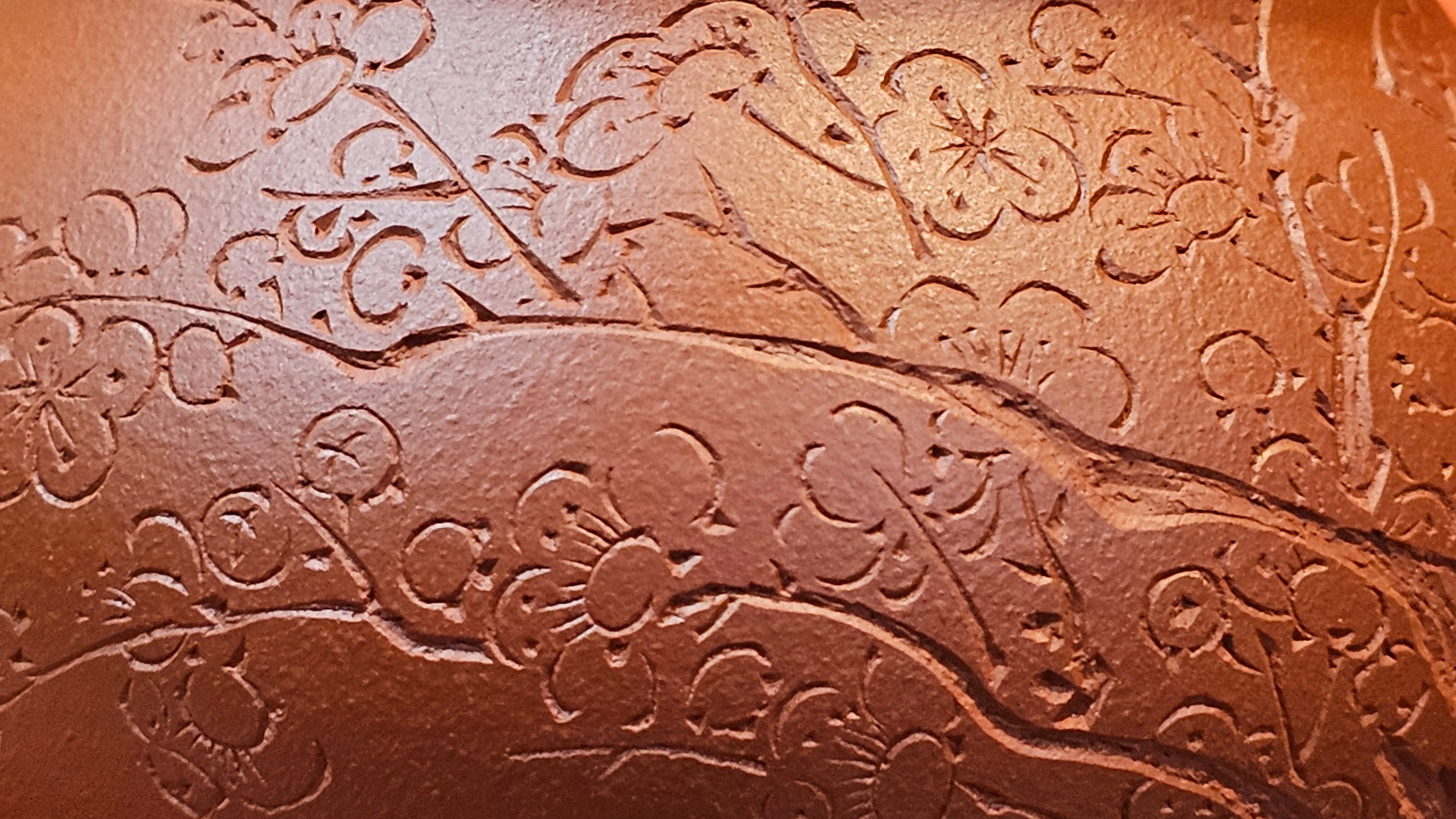 Meng Chen San Zu《孟臣三足》, 189.0ml, Xiao Hong Ni 小红泥, by our Craftsman Zhang Huan 张欢, Plum Blossoms Engraving by Craftsman Pe'eng Pe'eng 芃芃 ~ Congratulations to Prof Y.G.! 1608hrs 2nd August 2025, Long Beach! CA.