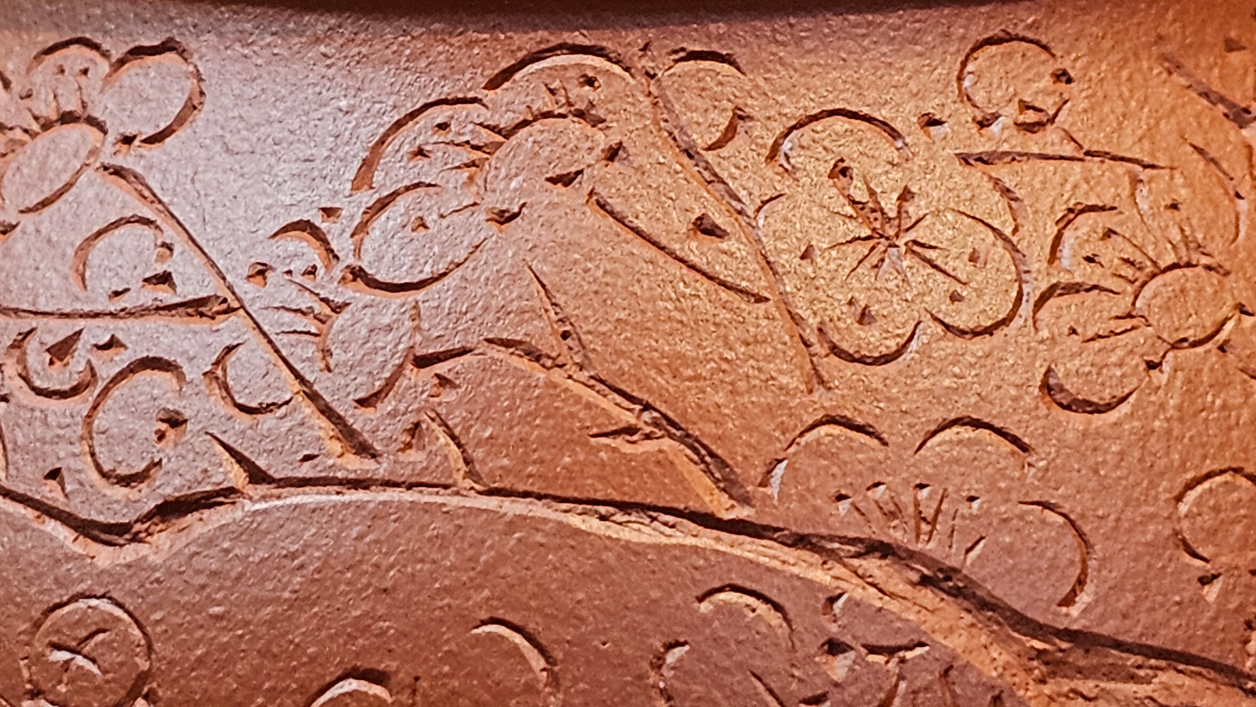 Meng Chen San Zu《孟臣三足》, 189.0ml, Xiao Hong Ni 小红泥, by our Craftsman Zhang Huan 张欢, Plum Blossoms Engraving by Craftsman Pe'eng Pe'eng 芃芃 ~ Congratulations to Prof Y.G.! 1608hrs 2nd August 2025, Long Beach! CA.