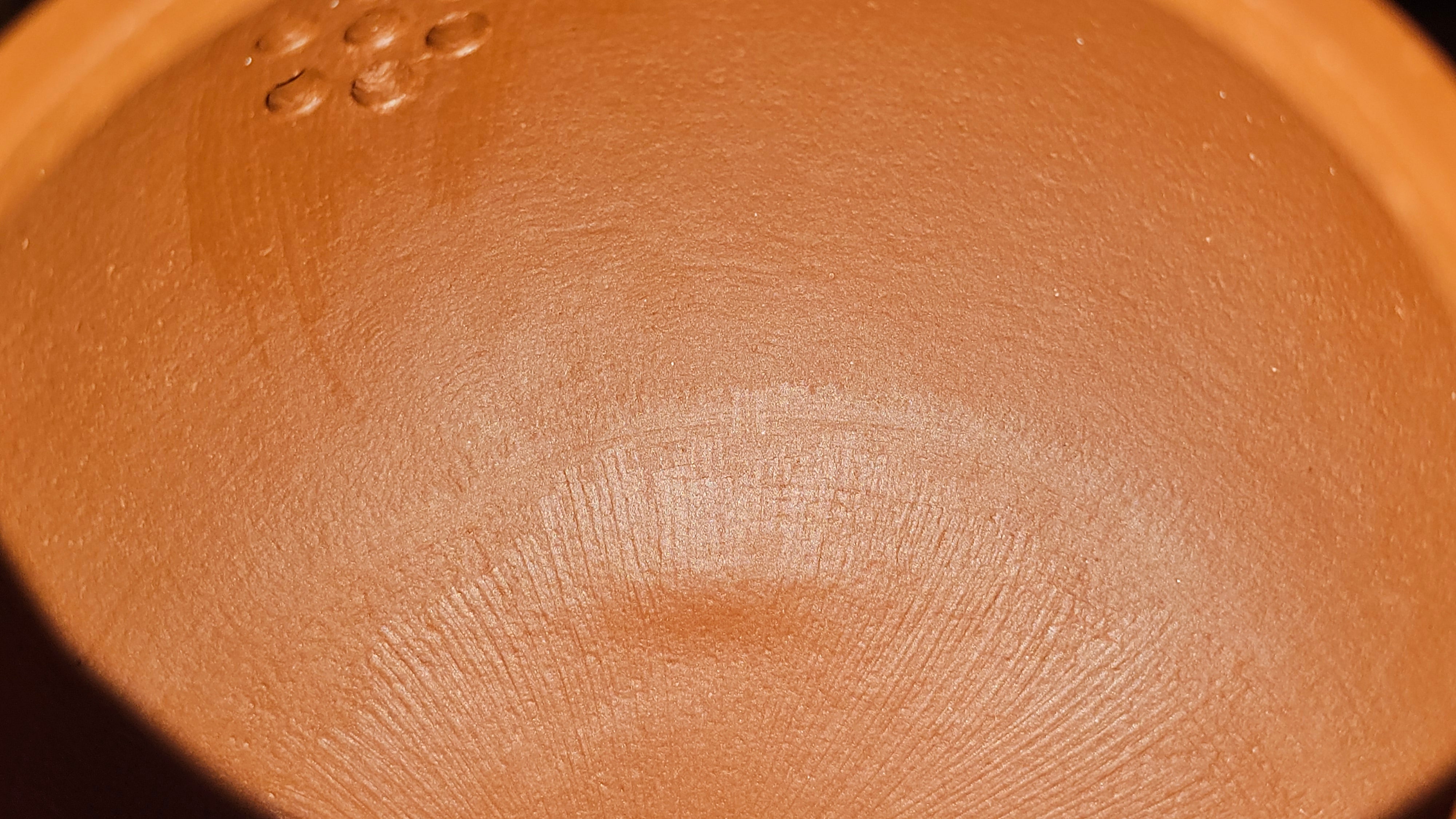 Meng Chen San Zu《孟臣三足》, 189.0ml, Xiao Hong Ni 小红泥, by our Craftsman Zhang Huan 张欢, Plum Blossoms Engraving by Craftsman Pe'eng Pe'eng 芃芃 ~ Congratulations to Prof Y.G.! 1608hrs 2nd August 2025, Long Beach! CA.