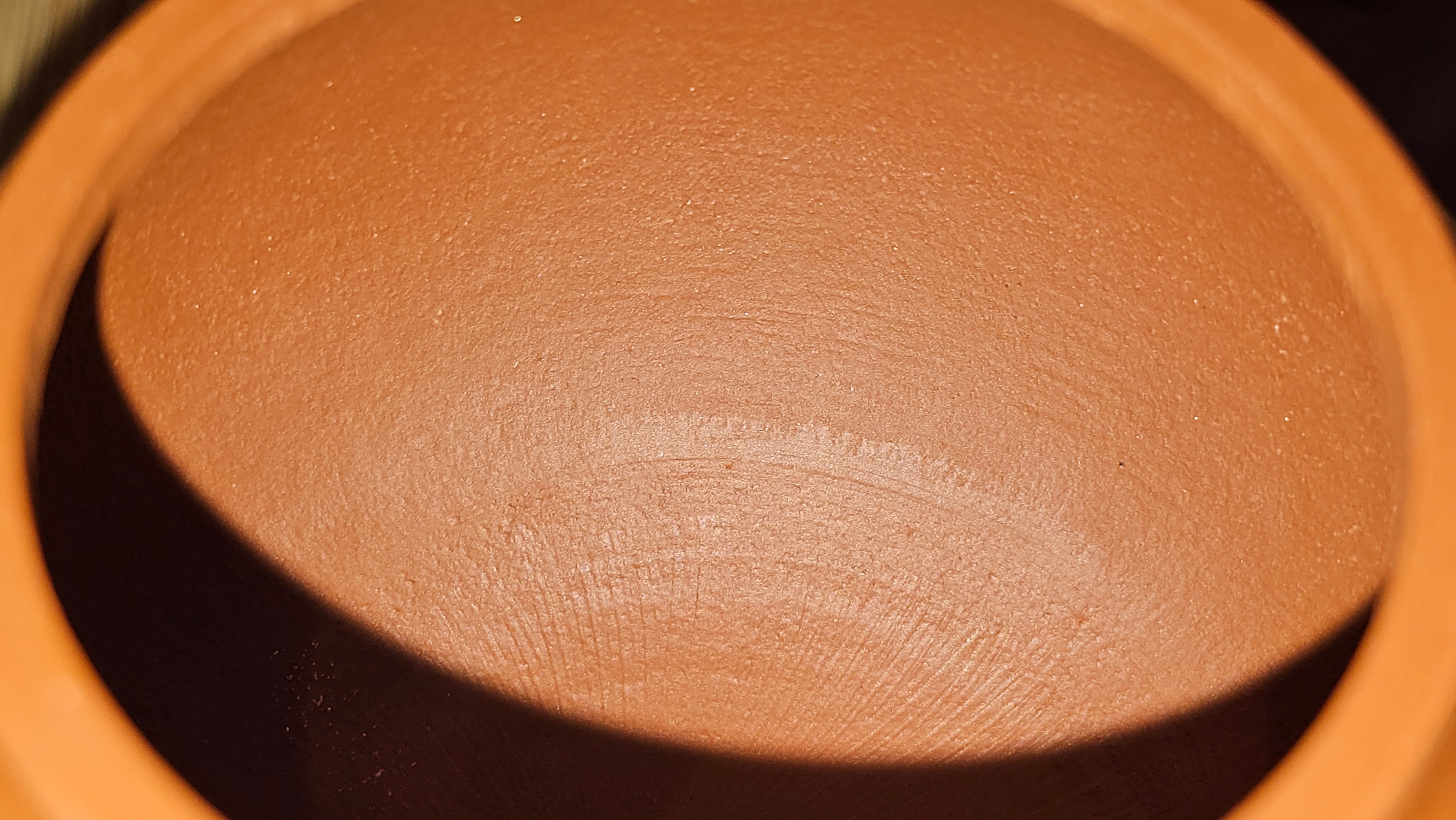 Meng Chen San Zu《孟臣三足》, 189.0ml, Xiao Hong Ni 小红泥, by our Craftsman Zhang Huan 张欢, Plum Blossoms Engraving by Craftsman Pe'eng Pe'eng 芃芃 ~ Congratulations to Prof Y.G.! 1608hrs 2nd August 2025, Long Beach! CA.