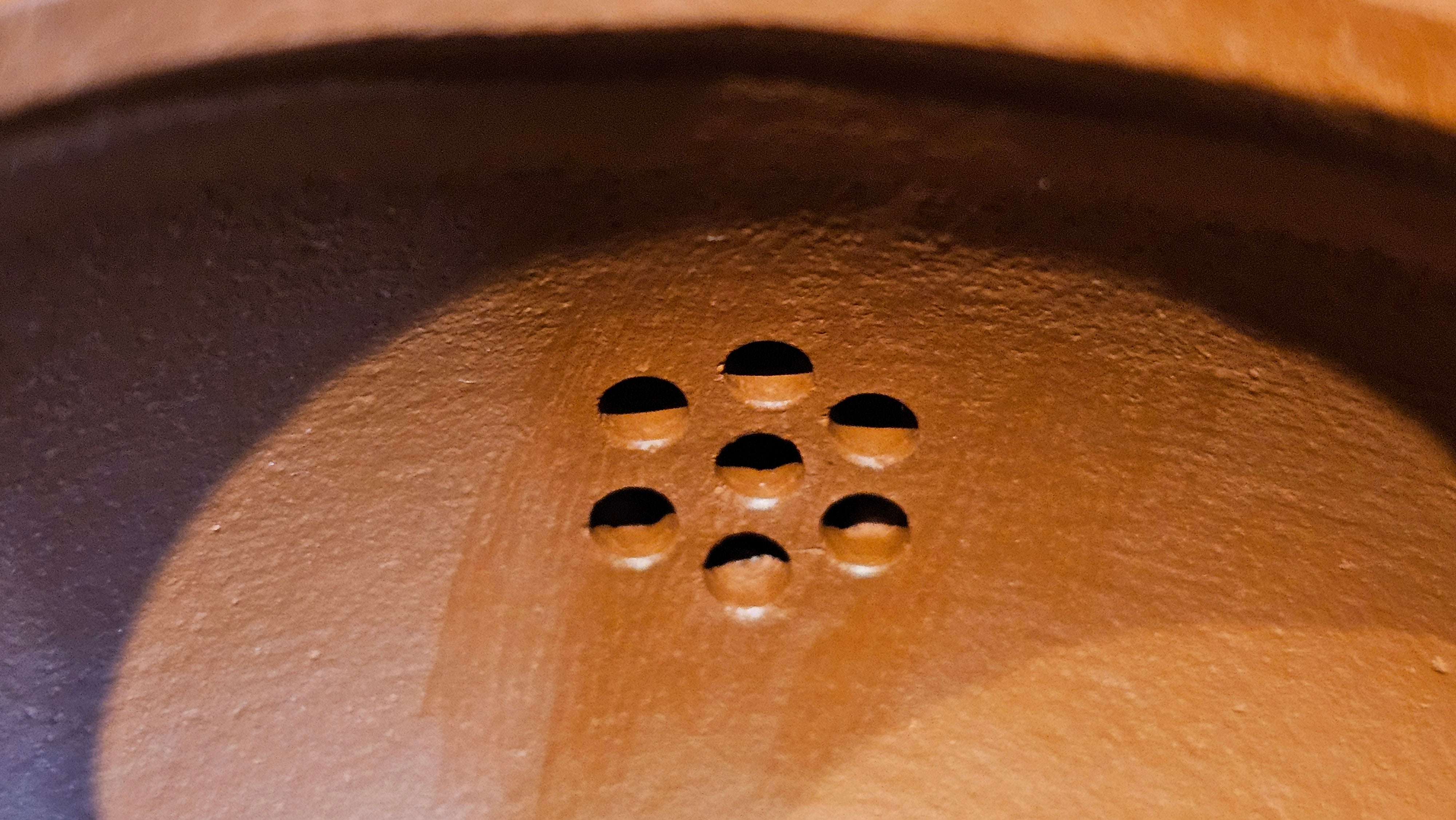 Meng Chen San Zu《孟臣三足》, 189.0ml, Xiao Hong Ni 小红泥, by our Craftsman Zhang Huan 张欢, Plum Blossoms Engraving by Craftsman Pe'eng Pe'eng 芃芃 ~ Congratulations to Prof Y.G.! 1608hrs 2nd August 2025, Long Beach! CA.