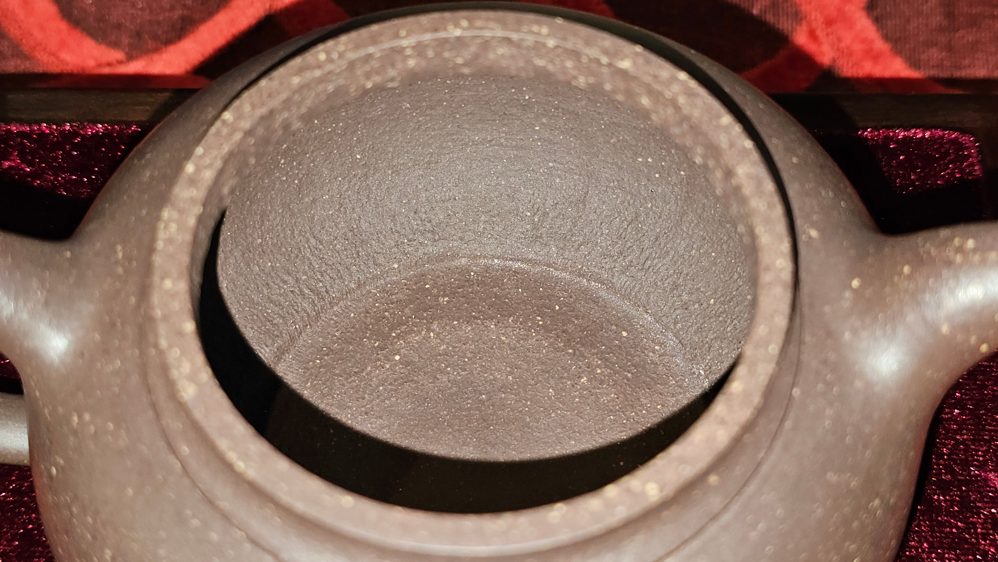 《宫灯》"Gong Deng", 240.5ml, Qing Hui Duan Ni 青灰段泥 ~ Crafted by L3A Consummate Master Artist Li Yan Ru 李艳如 ~ Congratulations to Mr T.L.! 2344hrs 2nd August 2025, Singapore🇸🇬!