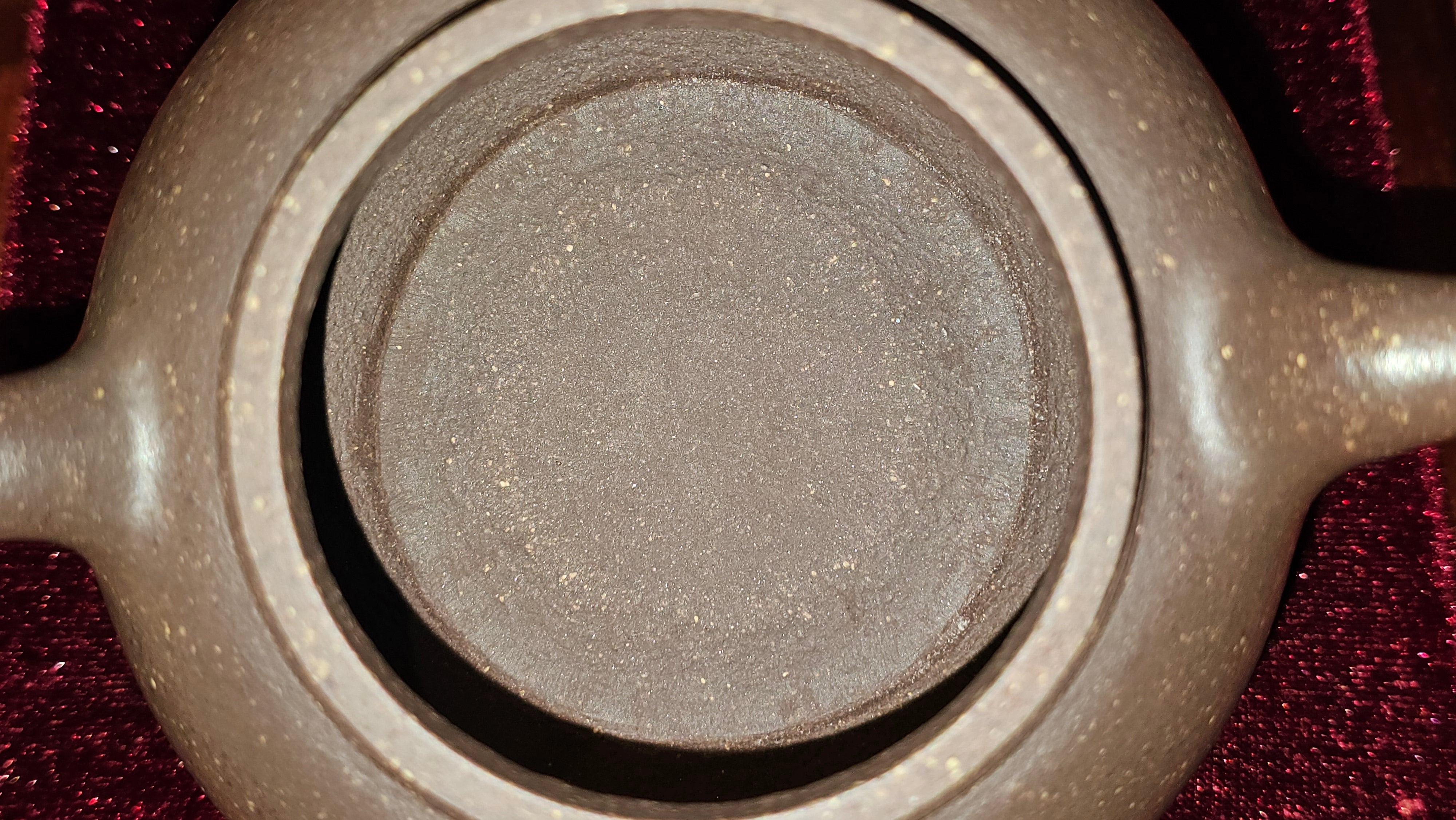 《宫灯》"Gong Deng", 240.5ml, Qing Hui Duan Ni 青灰段泥 ~ Crafted by L3A Consummate Master Artist Li Yan Ru 李艳如 ~ Congratulations to Mr T.L.! 2344hrs 2nd August 2025, Singapore🇸🇬!