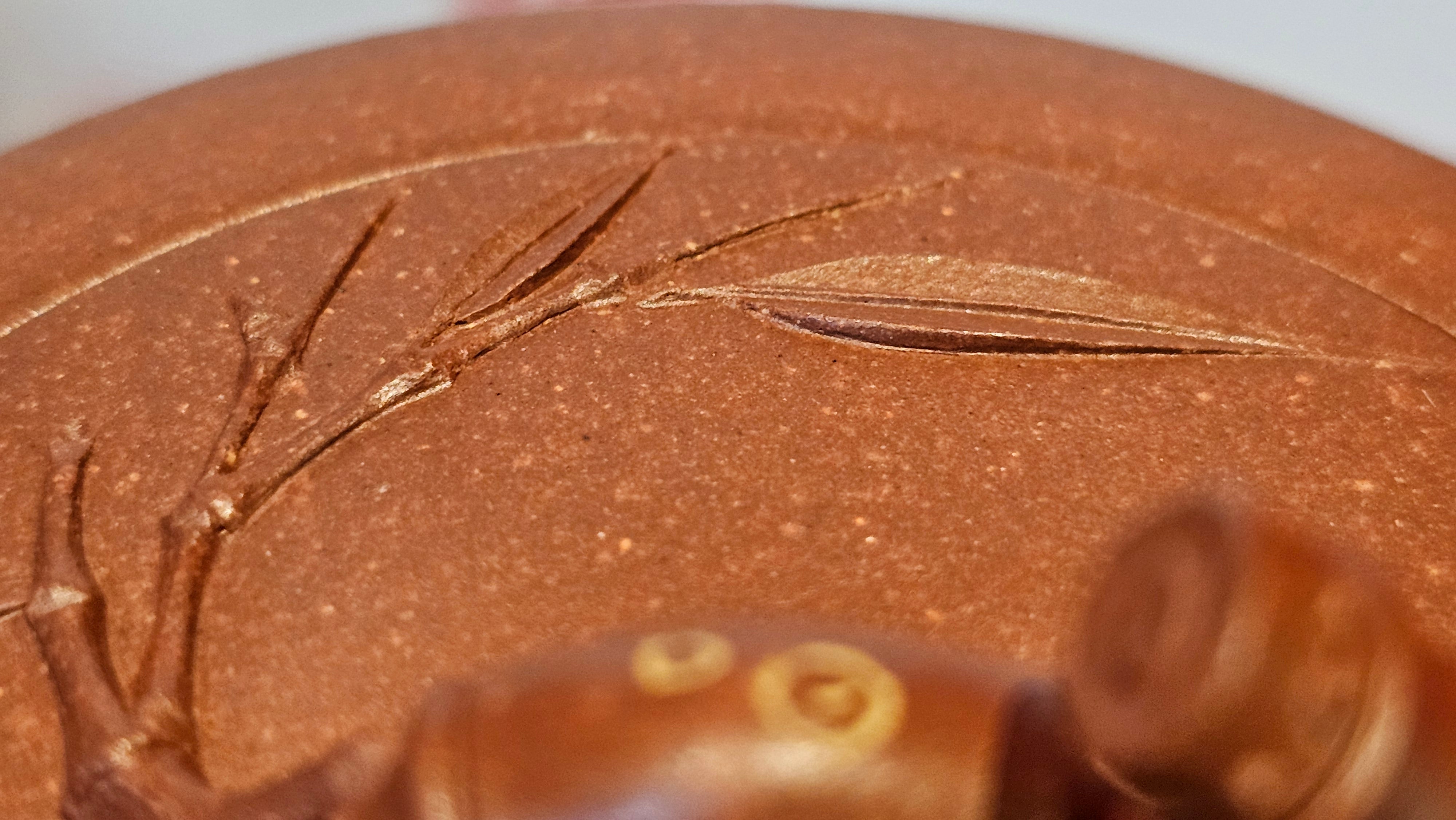 《湘妃竹段》"Xiang Fei Zhu Duan", 240.8ml, Di Cao Qing Zi Ni with Duan Ni Clay embellishments for the characteristic "Xiang Fei Bamboo" Patterns, by L4 Assoc Master Yu Chun Lei 俞春雷 ~ !Congratulations to Mr T.N., 1647hrs 3rd Aug 2025, Mississauga! Canada🇨🇦.