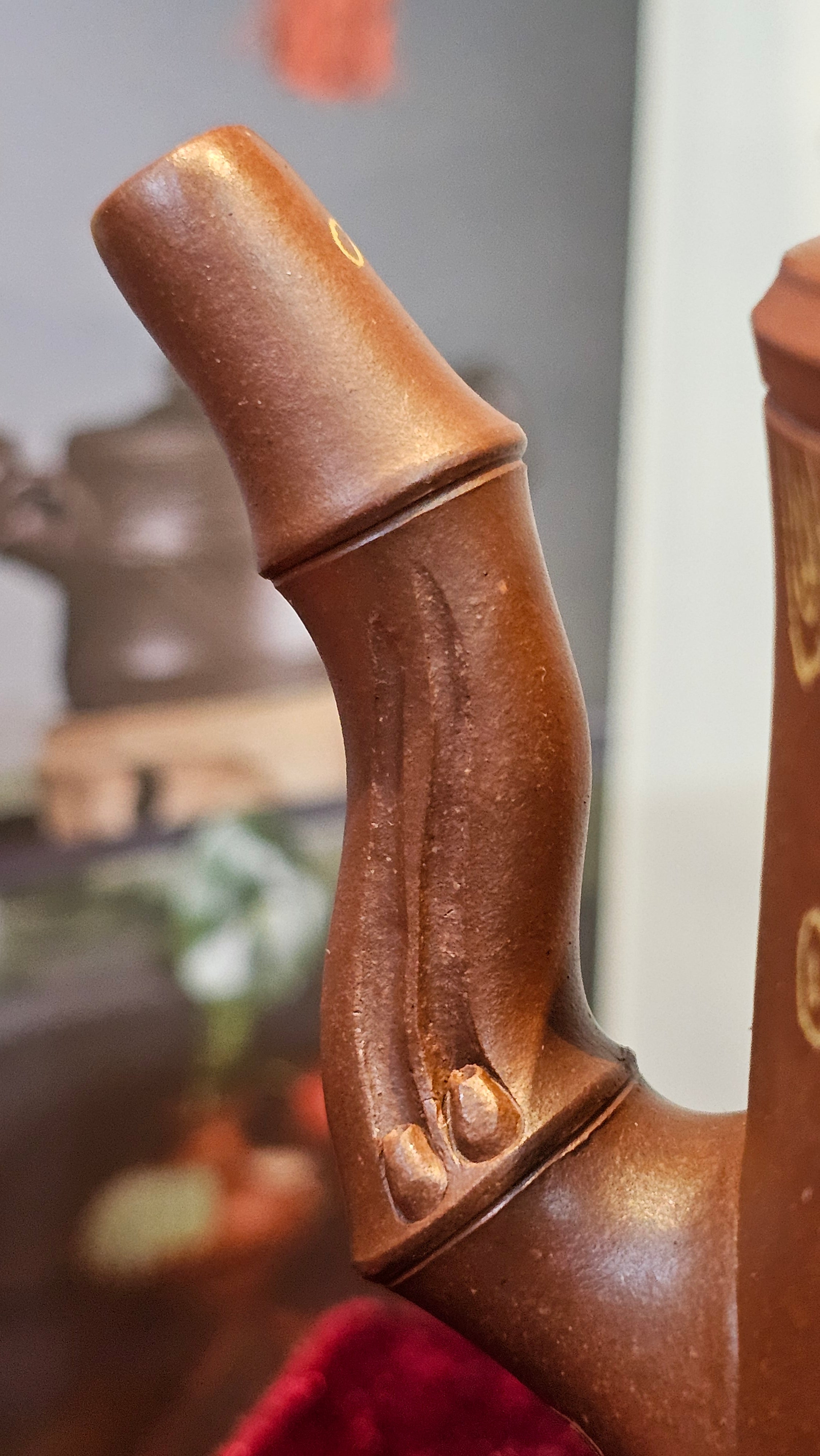 《湘妃竹段》"Xiang Fei Zhu Duan", 240.8ml, Di Cao Qing Zi Ni with Duan Ni Clay embellishments for the characteristic "Xiang Fei Bamboo" Patterns, by L4 Assoc Master Yu Chun Lei 俞春雷 ~ !Congratulations to Mr T.N., 1647hrs 3rd Aug 2025, Mississauga! Canada🇨🇦.