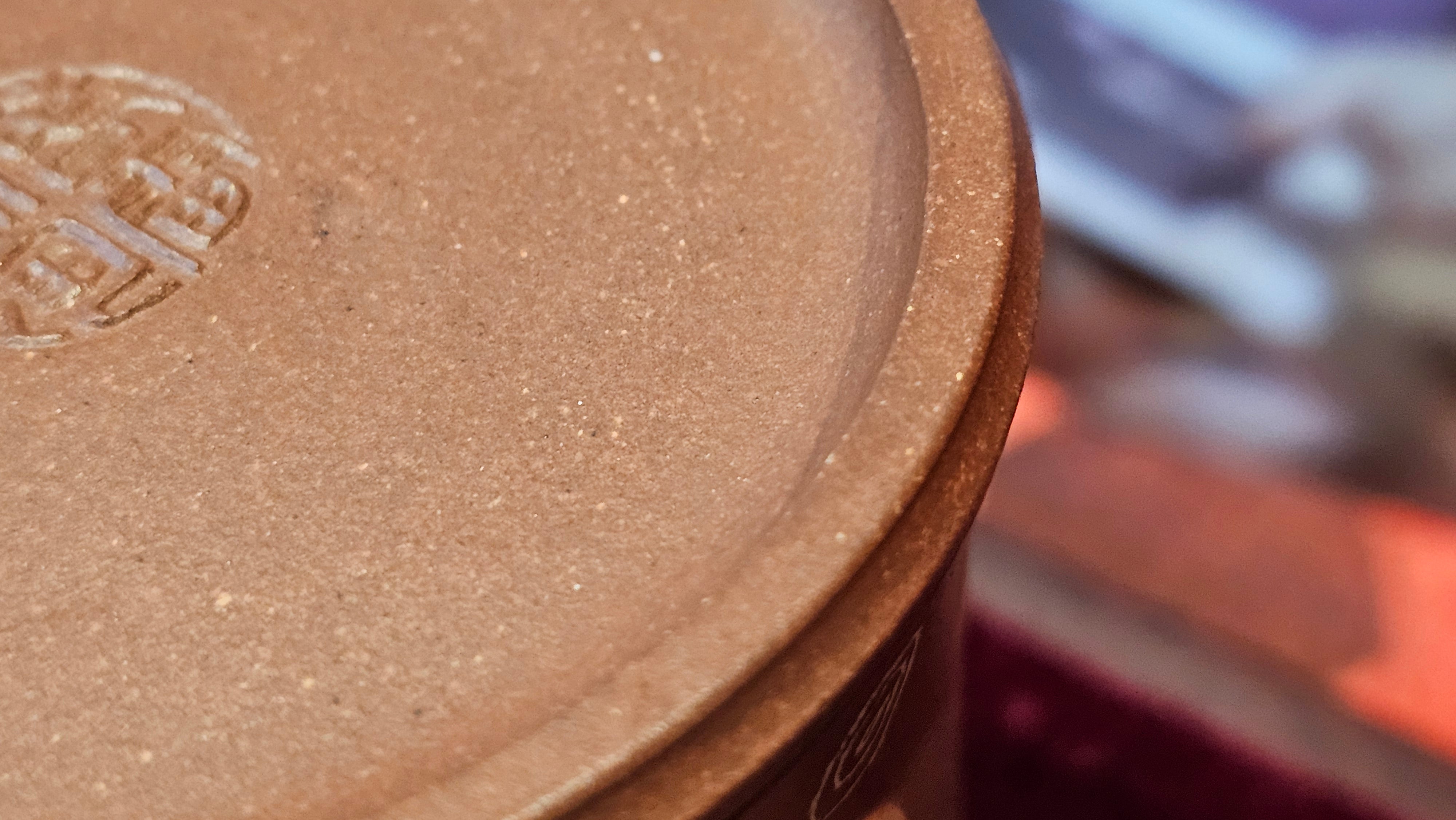 《湘妃竹段》"Xiang Fei Zhu Duan", 240.8ml, Di Cao Qing Zi Ni with Duan Ni Clay embellishments for the characteristic "Xiang Fei Bamboo" Patterns, by L4 Assoc Master Yu Chun Lei 俞春雷 ~ !Congratulations to Mr T.N., 1647hrs 3rd Aug 2025, Mississauga! Canada🇨🇦.