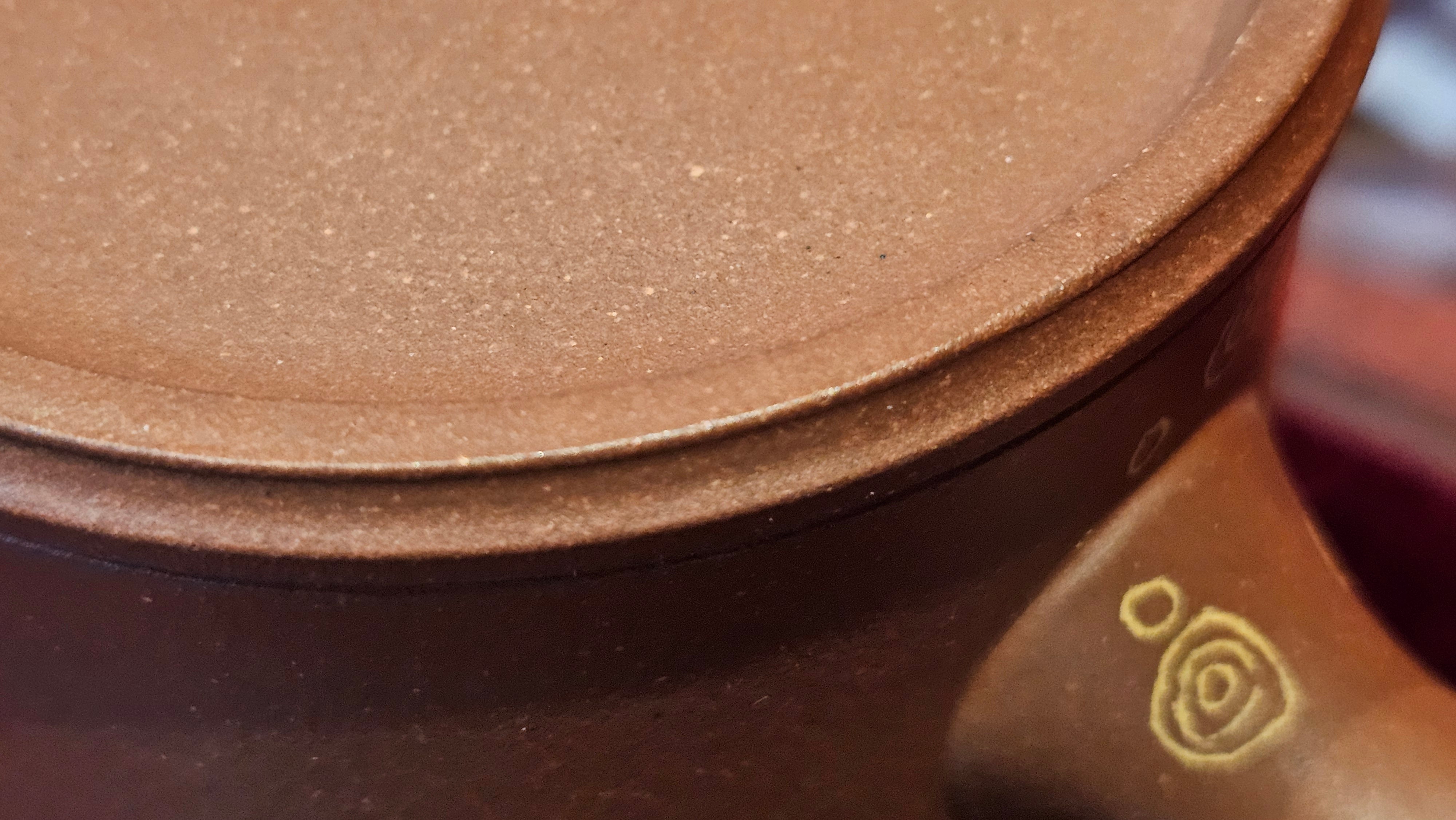 《湘妃竹段》"Xiang Fei Zhu Duan", 240.8ml, Di Cao Qing Zi Ni with Duan Ni Clay embellishments for the characteristic "Xiang Fei Bamboo" Patterns, by L4 Assoc Master Yu Chun Lei 俞春雷 ~ !Congratulations to Mr T.N., 1647hrs 3rd Aug 2025, Mississauga! Canada🇨🇦.