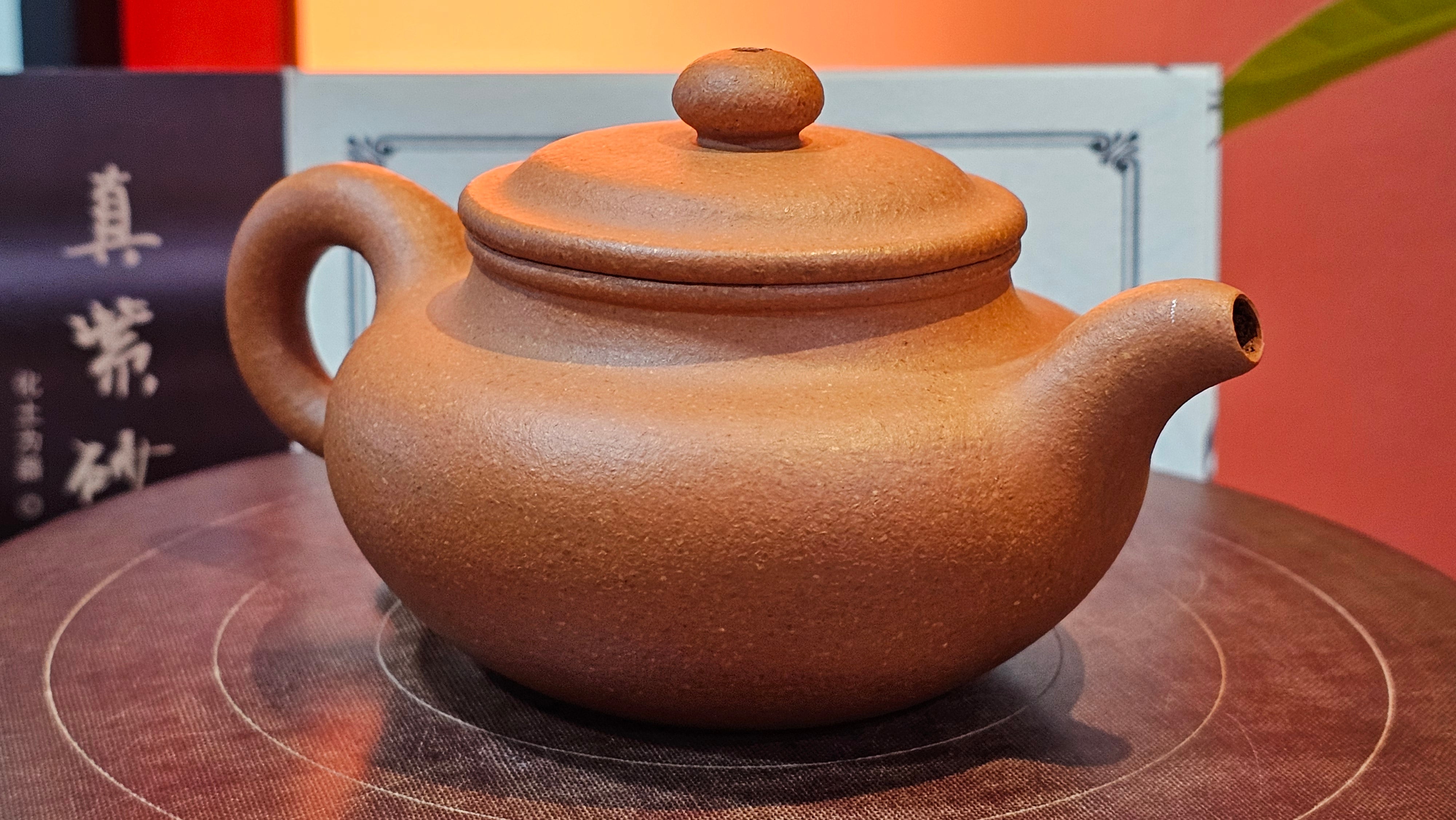 Fang Gu 仿古, 152.1ml, Huang Jiang Po Ni 黄降坡泥, by our Collaborative Craftsman Chen Fa Chu 陈法初 ~!Congratulations to Mr B., 1506hrs 11th August 2025, Grand Rapids! MI.