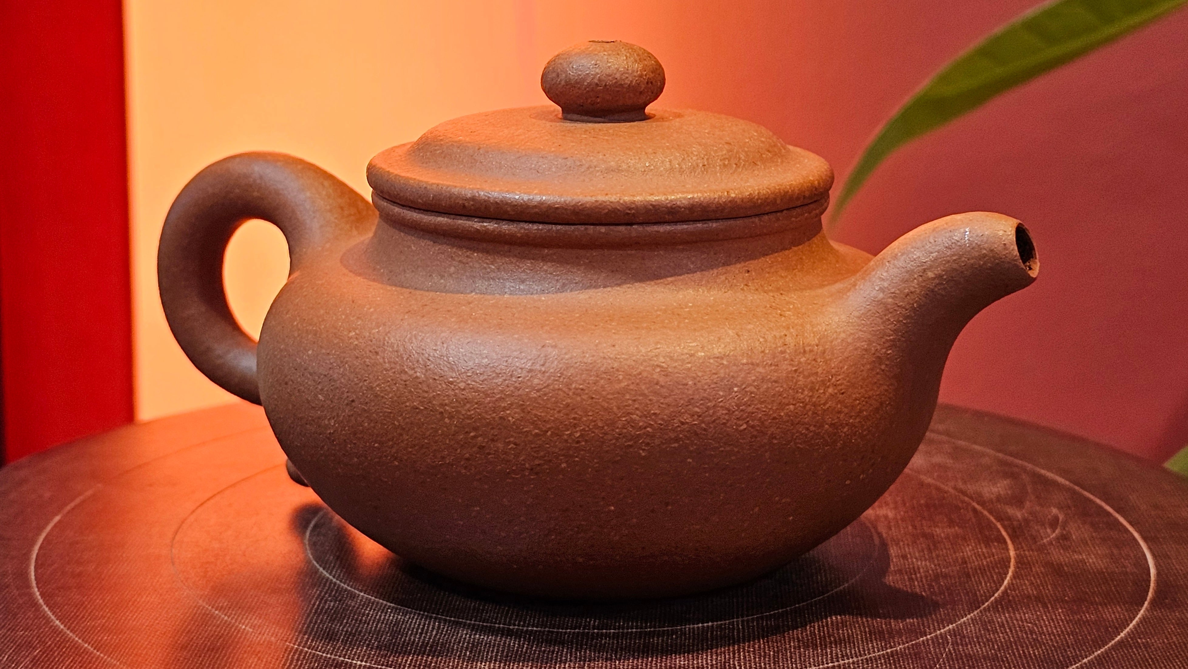 Fang Gu 仿古, 152.1ml, Huang Jiang Po Ni 黄降坡泥, by our Collaborative Craftsman Chen Fa Chu 陈法初 ~!Congratulations to Mr B., 1506hrs 11th August 2025, Grand Rapids! MI.