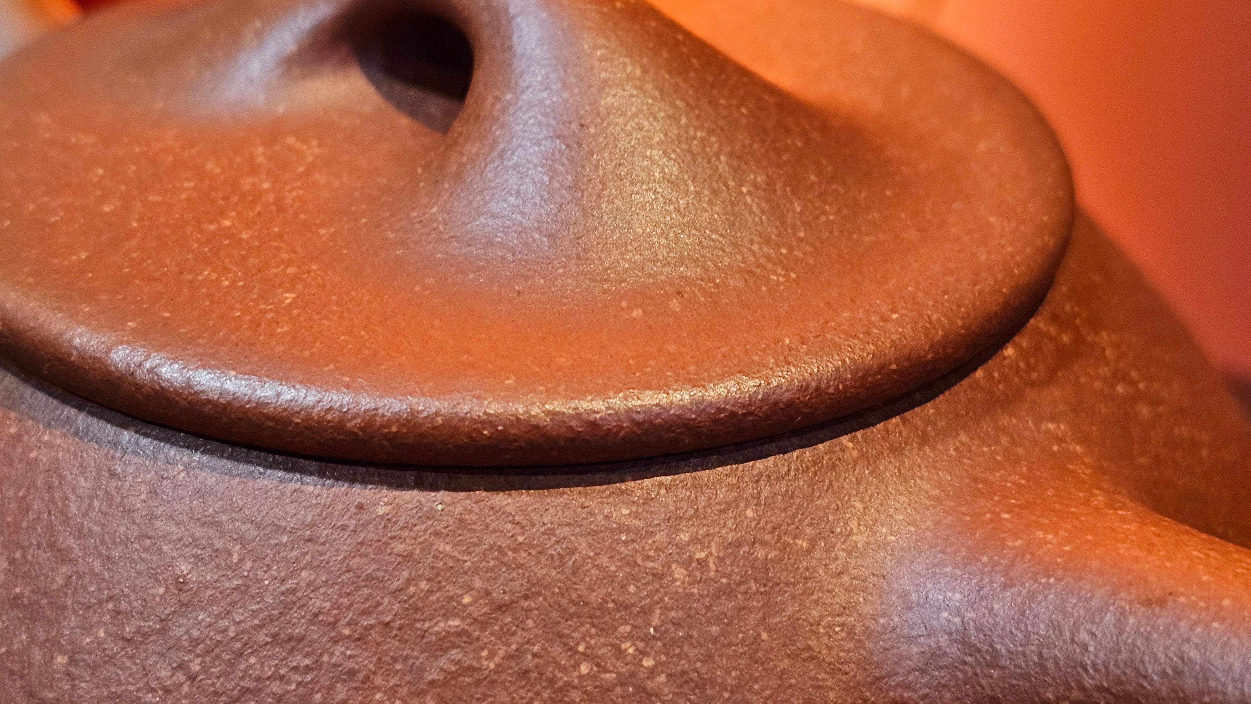 Jing Zhou Shi Piao 景舟石瓢, 239.8ml, Hong Jiang Po Ni 红降坡泥, by Craftsman Chen Gui Zhi 陈桂枝。(Red JiangPoNi is rarer than Yellow JiangPoNi, XiaoMeiYao ZhuNi & ZhaoZhuang ZhuNi) ~!Congratulations to Ms K.C.! 1549hrs 30th August 2025, Ontario, Canada🇨🇦!