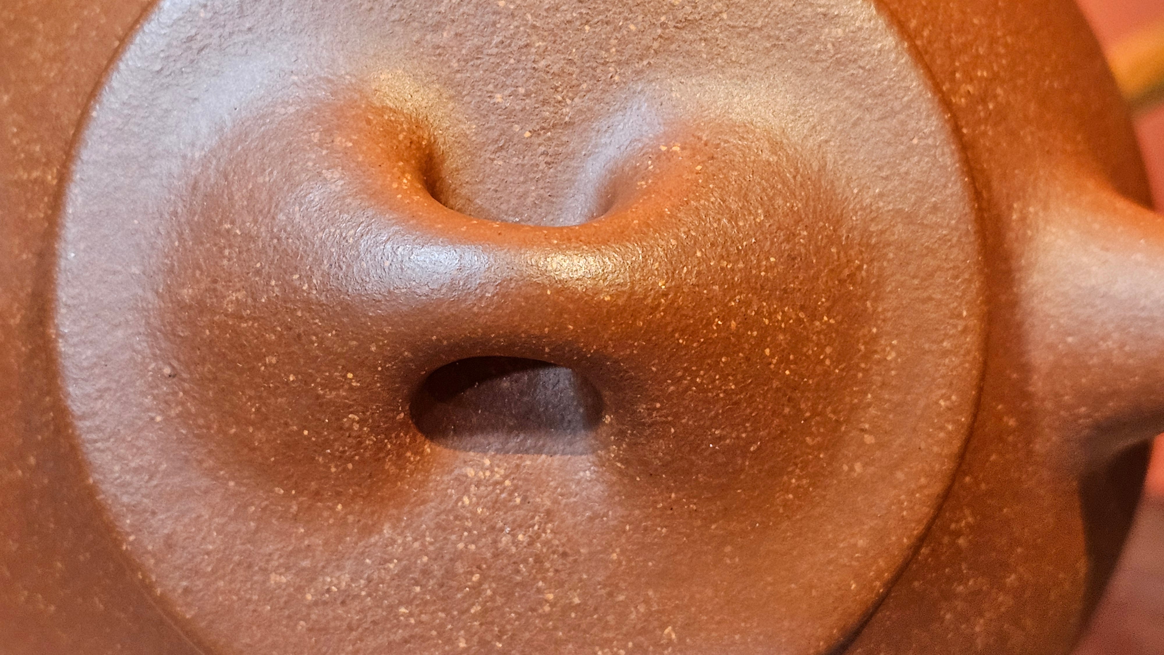 Jing Zhou Shi Piao 景舟石瓢, 239.8ml, Hong Jiang Po Ni 红降坡泥, by Craftsman Chen Gui Zhi 陈桂枝。(Red JiangPoNi is rarer than Yellow JiangPoNi, XiaoMeiYao ZhuNi & ZhaoZhuang ZhuNi) ~!Congratulations to Ms K.C.! 1549hrs 30th August 2025, Ontario, Canada🇨🇦!