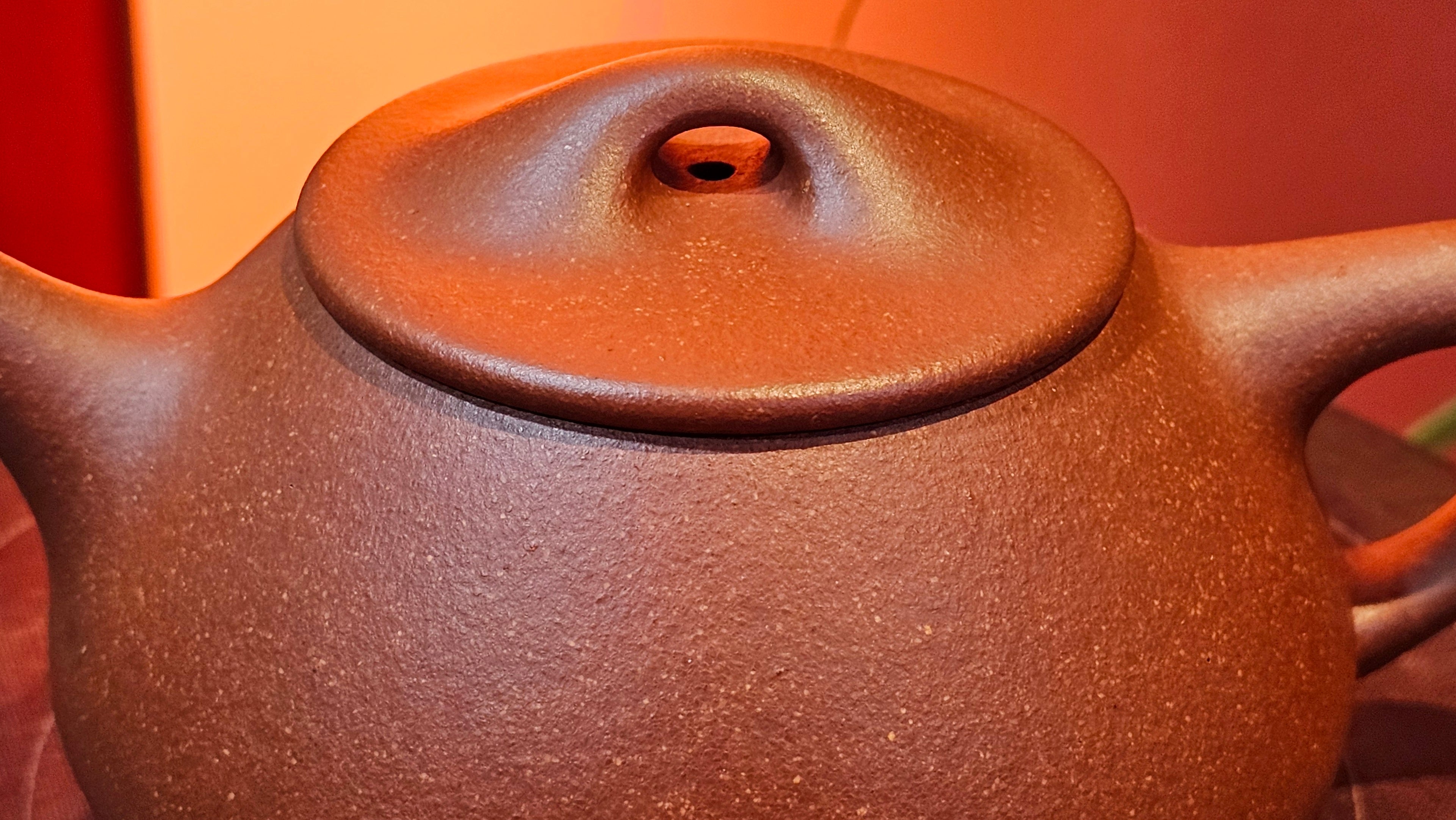 Jing Zhou Shi Piao 景舟石瓢, 239.8ml, Hong Jiang Po Ni 红降坡泥, by Craftsman Chen Gui Zhi 陈桂枝。(Red JiangPoNi is rarer than Yellow JiangPoNi, XiaoMeiYao ZhuNi & ZhaoZhuang ZhuNi) ~!Congratulations to Ms K.C.! 1549hrs 30th August 2025, Ontario, Canada🇨🇦!