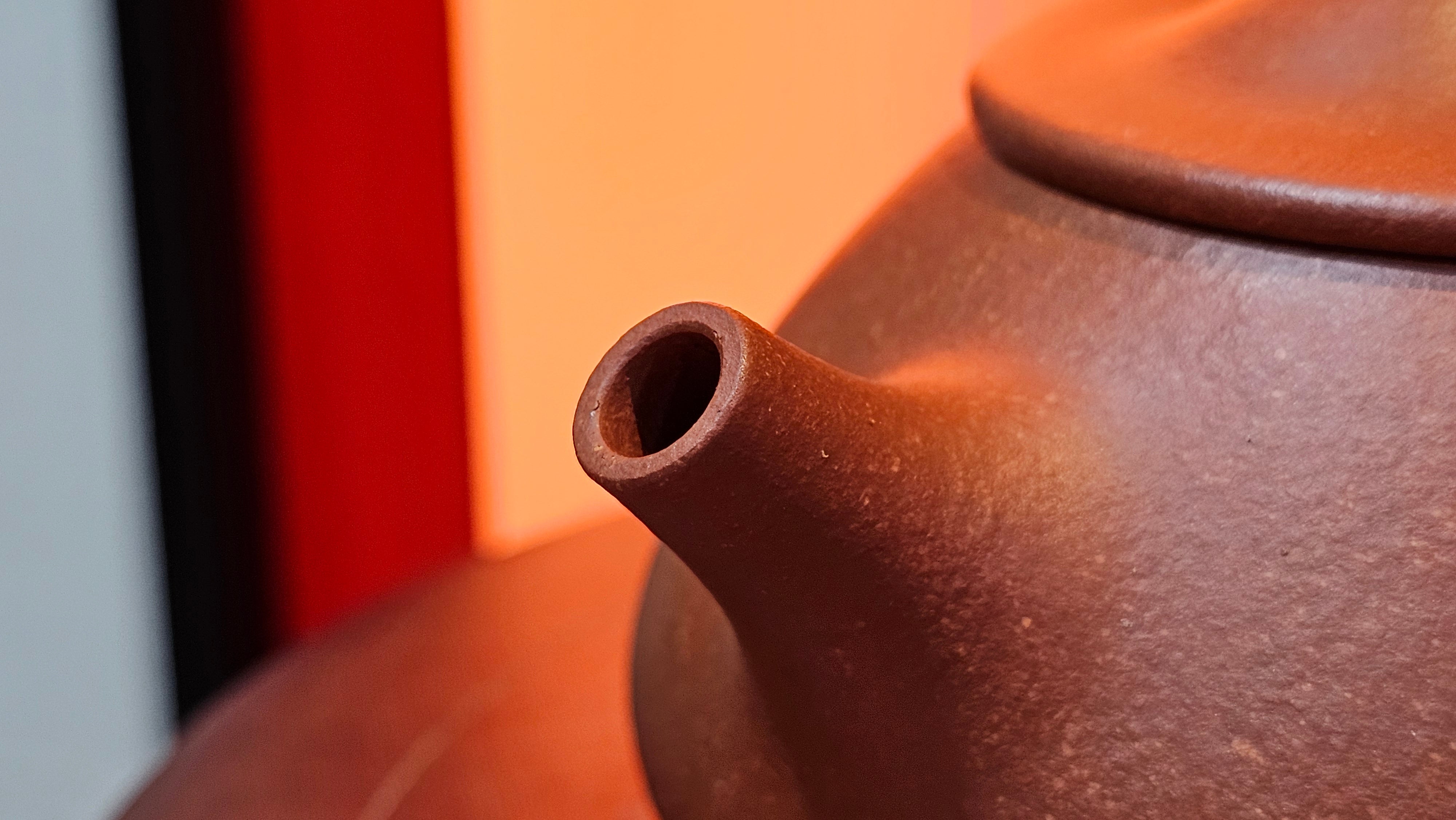 Jing Zhou Shi Piao 景舟石瓢, 239.8ml, Hong Jiang Po Ni 红降坡泥, by Craftsman Chen Gui Zhi 陈桂枝。(Red JiangPoNi is rarer than Yellow JiangPoNi, XiaoMeiYao ZhuNi & ZhaoZhuang ZhuNi) ~!Congratulations to Ms K.C.! 1549hrs 30th August 2025, Ontario, Canada🇨🇦!