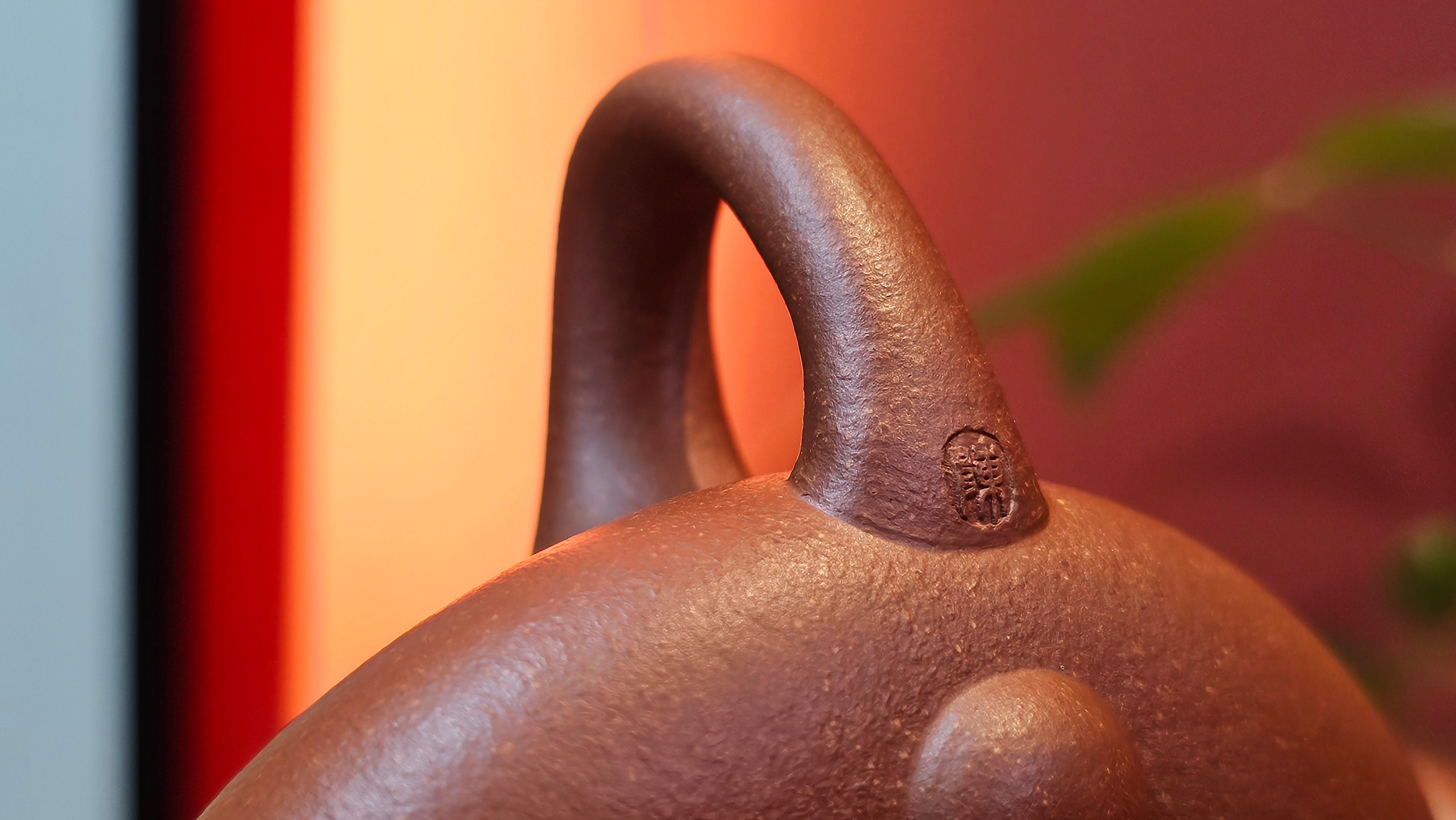 Jing Zhou Shi Piao 景舟石瓢, 239.8ml, Hong Jiang Po Ni 红降坡泥, by Craftsman Chen Gui Zhi 陈桂枝。(Red JiangPoNi is rarer than Yellow JiangPoNi, XiaoMeiYao ZhuNi & ZhaoZhuang ZhuNi) ~!Congratulations to Ms K.C.! 1549hrs 30th August 2025, Ontario, Canada🇨🇦!