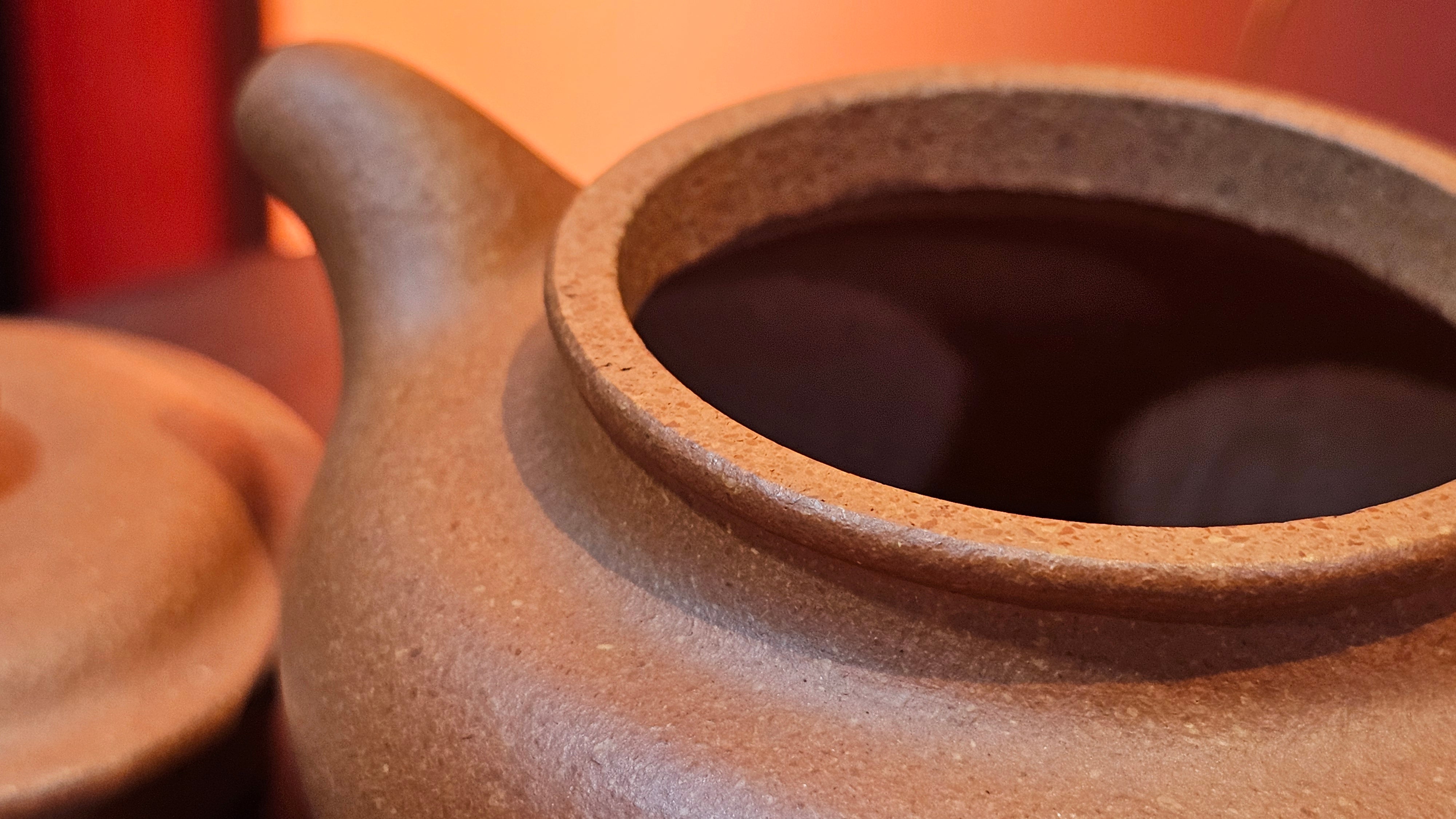 Fang Gu 仿古, 152.1ml, Huang Jiang Po Ni 黄降坡泥, by our Collaborative Craftsman Chen Fa Chu 陈法初 ~!Congratulations to Mr B., 1506hrs 11th August 2025, Grand Rapids! MI.