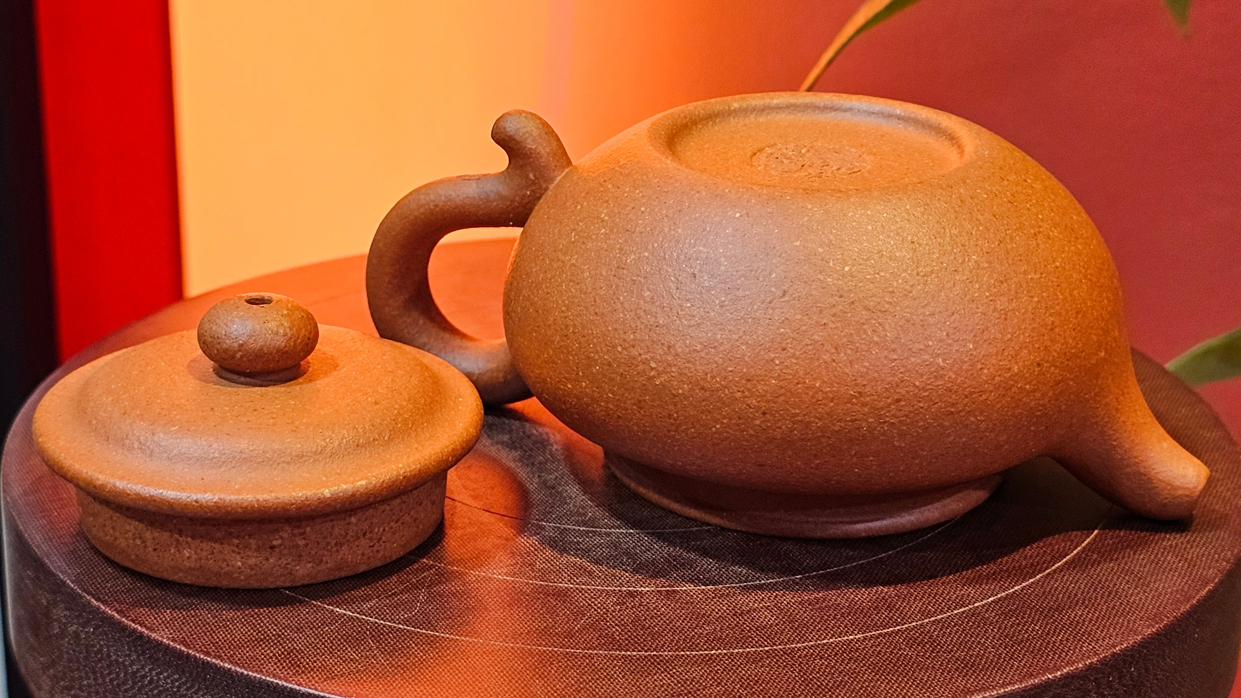 Fang Gu 仿古, 152.1ml, Huang Jiang Po Ni 黄降坡泥, by our Collaborative Craftsman Chen Fa Chu 陈法初 ~!Congratulations to Mr B., 1506hrs 11th August 2025, Grand Rapids! MI.