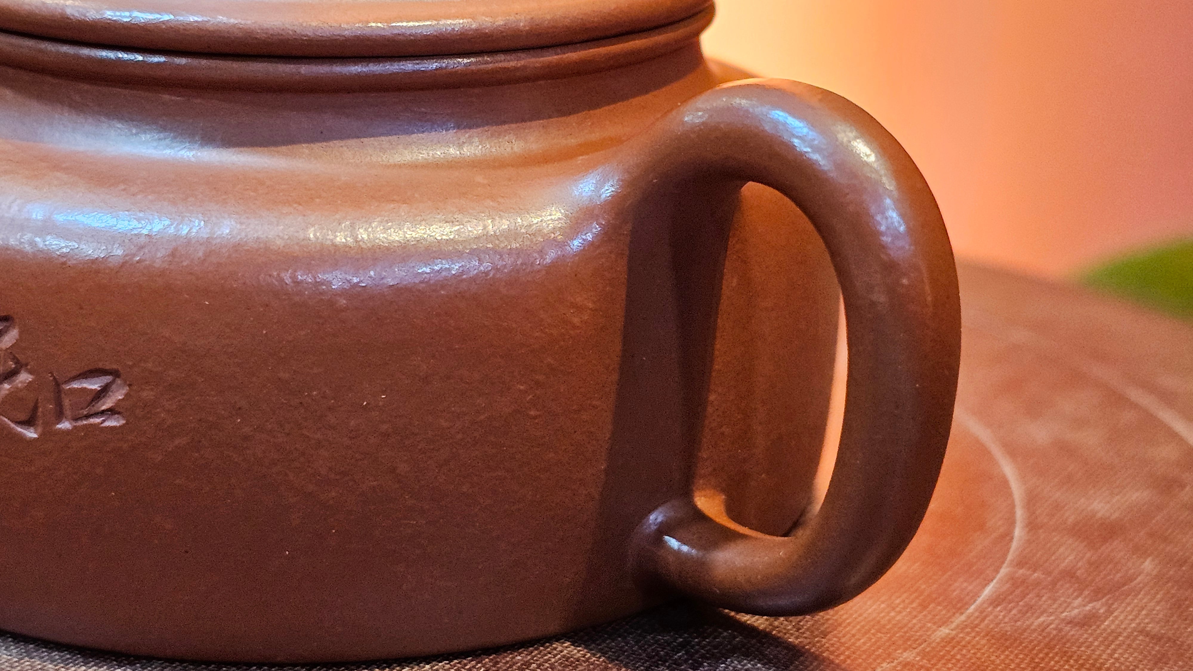 De Zhong 德钟 (Ai De Zhong 矮德钟), 122.9ml, Xiao Mei Yao Zhu Ni 小煤窑朱泥, by Craftsman Shi Yun 石芸。Congratulationsto Mr G.S.! 0032hrs 8th August 2025, Ellon, Scotland🇬🇧!