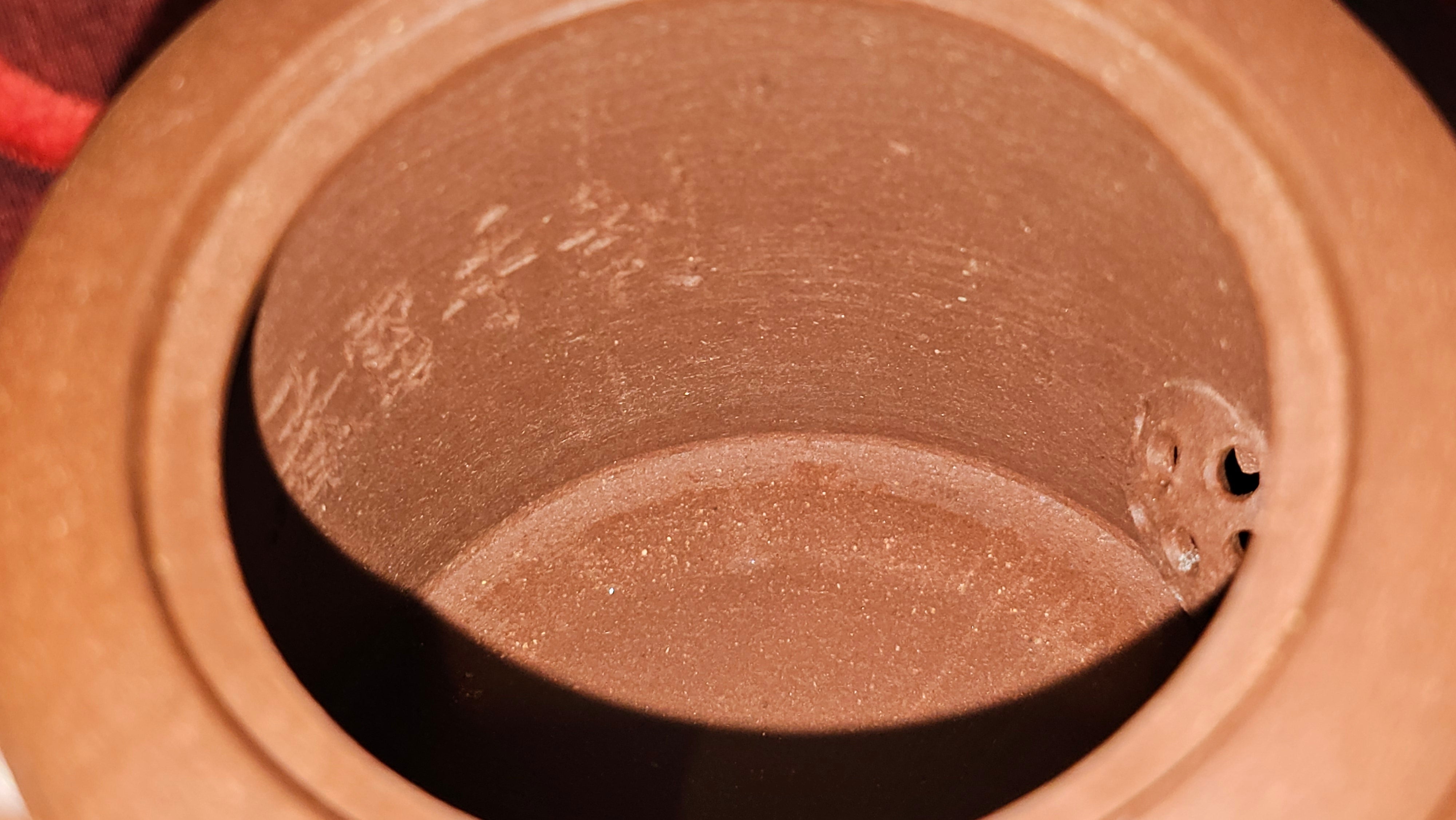 《湘妃竹段》"Xiang Fei Zhu Duan", 240.8ml, Di Cao Qing Zi Ni with Duan Ni Clay embellishments for the characteristic "Xiang Fei Bamboo" Patterns, by L4 Assoc Master Yu Chun Lei 俞春雷 ~ !Congratulations to Mr T.N., 1647hrs 3rd Aug 2025, Mississauga! Canada🇨🇦.