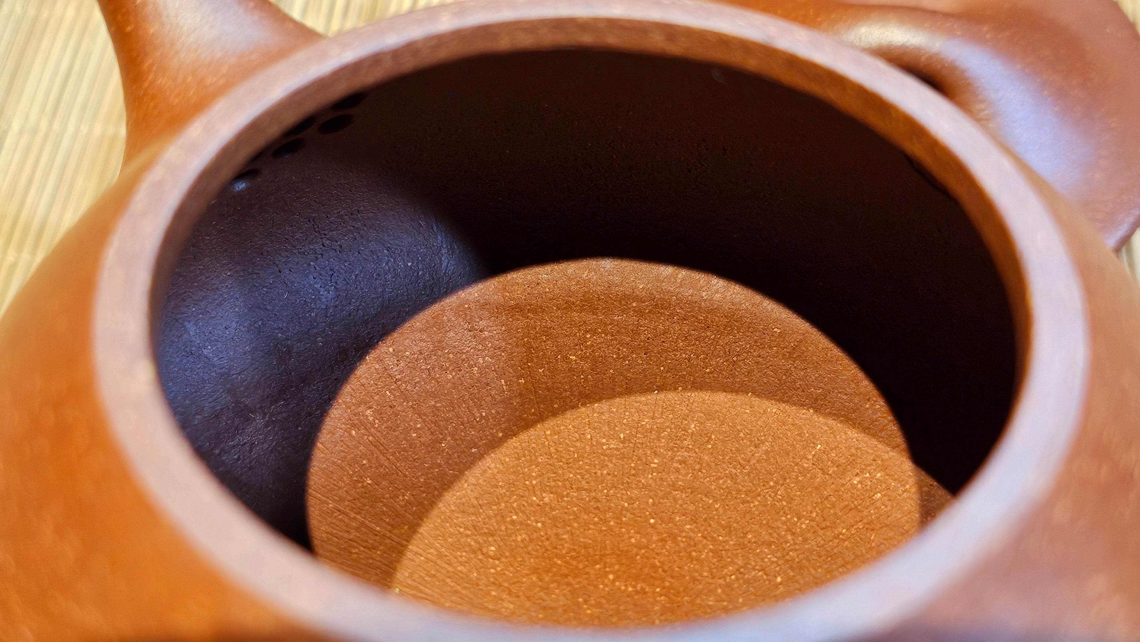 Jing Zhou Shi Piao 景舟石瓢, 239.8ml, Hong Jiang Po Ni 红降坡泥, by Craftsman Chen Gui Zhi 陈桂枝。(Red JiangPoNi is rarer than Yellow JiangPoNi, XiaoMeiYao ZhuNi & ZhaoZhuang ZhuNi) ~!Congratulations to Ms K.C.! 1549hrs 30th August 2025, Ontario, Canada🇨🇦!