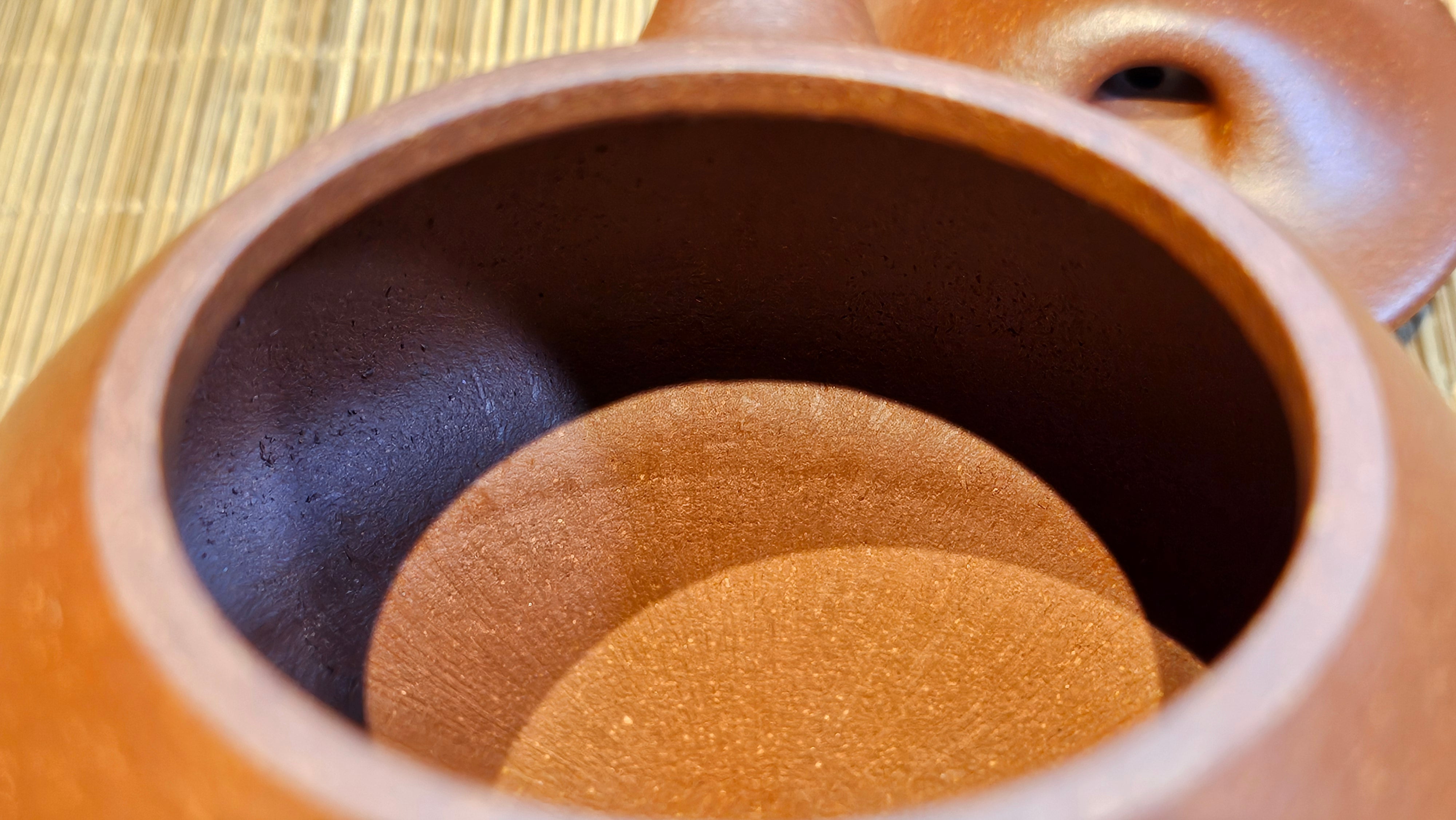 Jing Zhou Shi Piao 景舟石瓢, 239.8ml, Hong Jiang Po Ni 红降坡泥, by Craftsman Chen Gui Zhi 陈桂枝。(Red JiangPoNi is rarer than Yellow JiangPoNi, XiaoMeiYao ZhuNi & ZhaoZhuang ZhuNi) ~!Congratulations to Ms K.C.! 1549hrs 30th August 2025, Ontario, Canada🇨🇦!