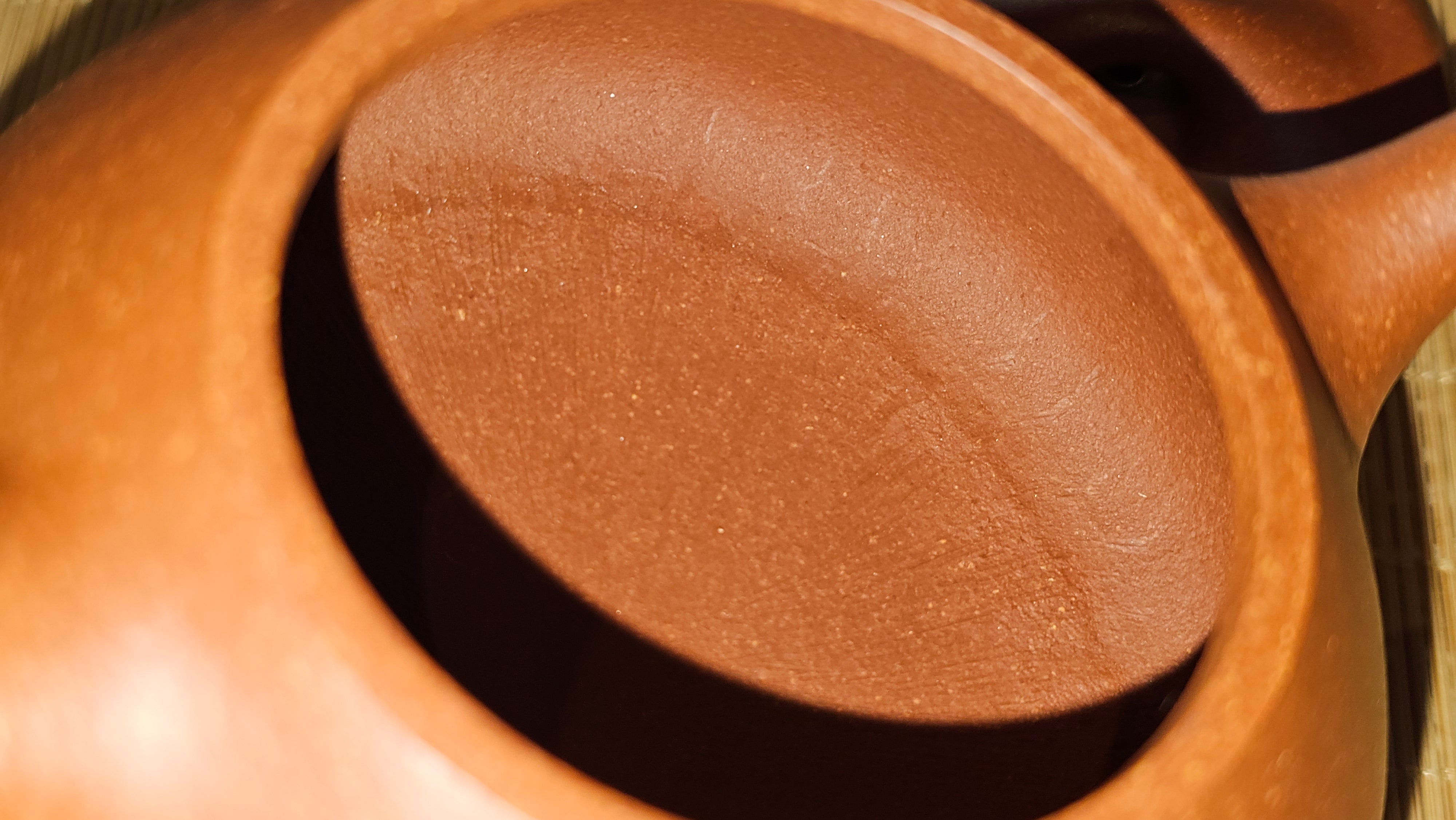 Jing Zhou Shi Piao 景舟石瓢, 239.8ml, Hong Jiang Po Ni 红降坡泥, by Craftsman Chen Gui Zhi 陈桂枝。(Red JiangPoNi is rarer than Yellow JiangPoNi, XiaoMeiYao ZhuNi & ZhaoZhuang ZhuNi) ~!Congratulations to Ms K.C.! 1549hrs 30th August 2025, Ontario, Canada🇨🇦!