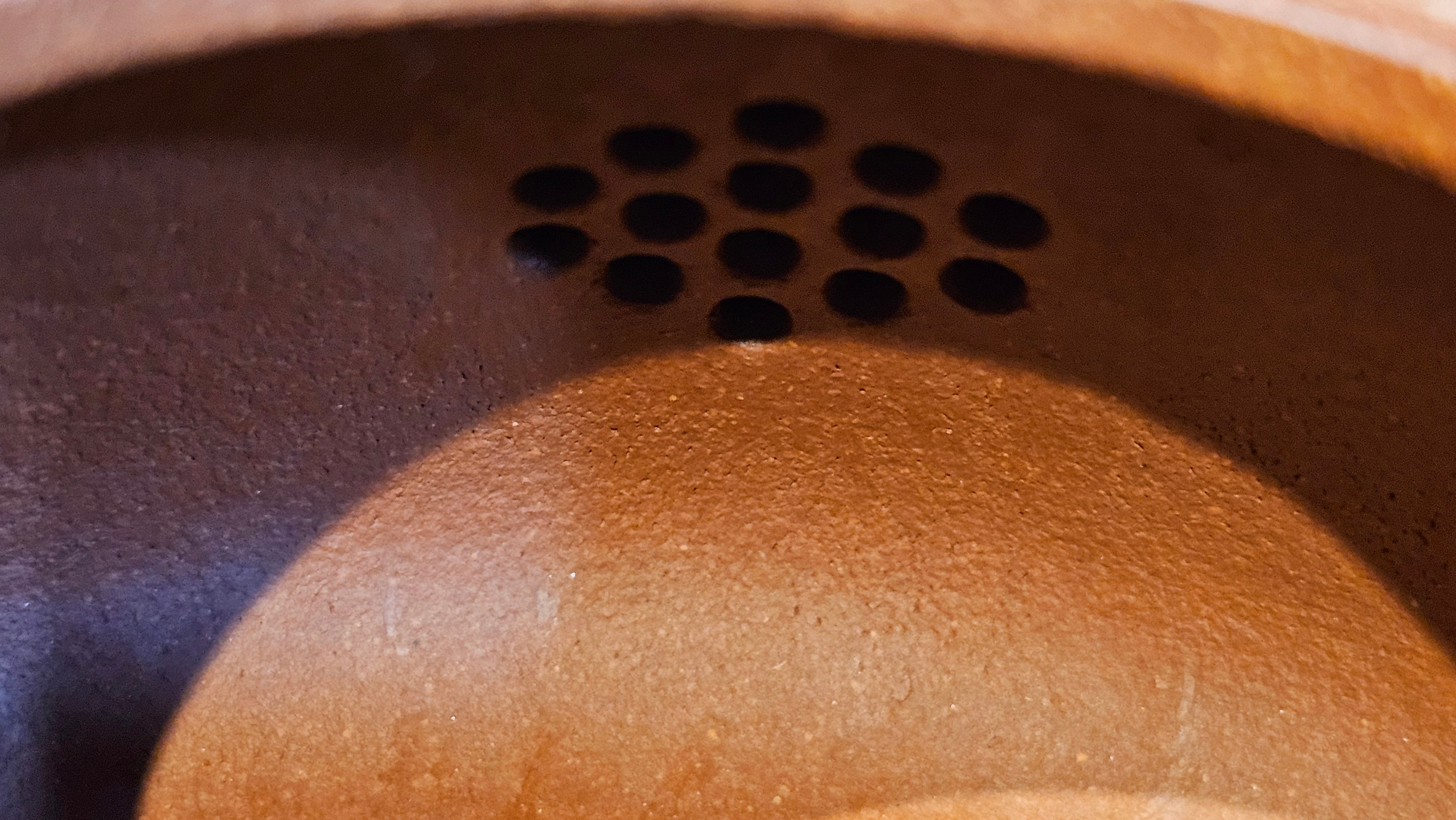 Jing Zhou Shi Piao 景舟石瓢, 239.8ml, Hong Jiang Po Ni 红降坡泥, by Craftsman Chen Gui Zhi 陈桂枝。(Red JiangPoNi is rarer than Yellow JiangPoNi, XiaoMeiYao ZhuNi & ZhaoZhuang ZhuNi) ~!Congratulations to Ms K.C.! 1549hrs 30th August 2025, Ontario, Canada🇨🇦!