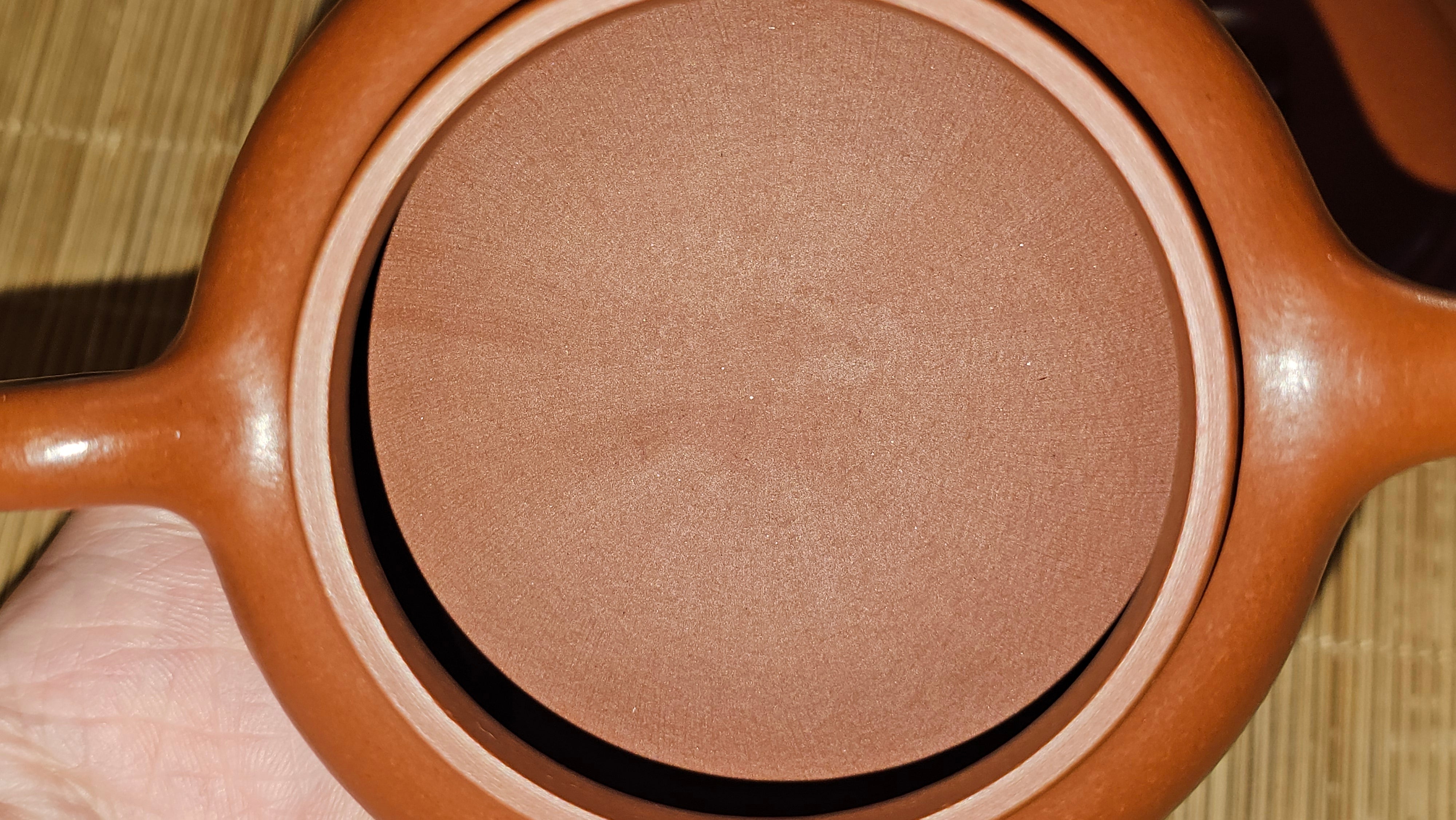 De Zhong 德钟 (Ai De Zhong 矮德钟), 122.9ml, Xiao Mei Yao Zhu Ni 小煤窑朱泥, by Craftsman Shi Yun 石芸。Congratulationsto Mr G.S.! 0032hrs 8th August 2025, Ellon, Scotland🇬🇧!