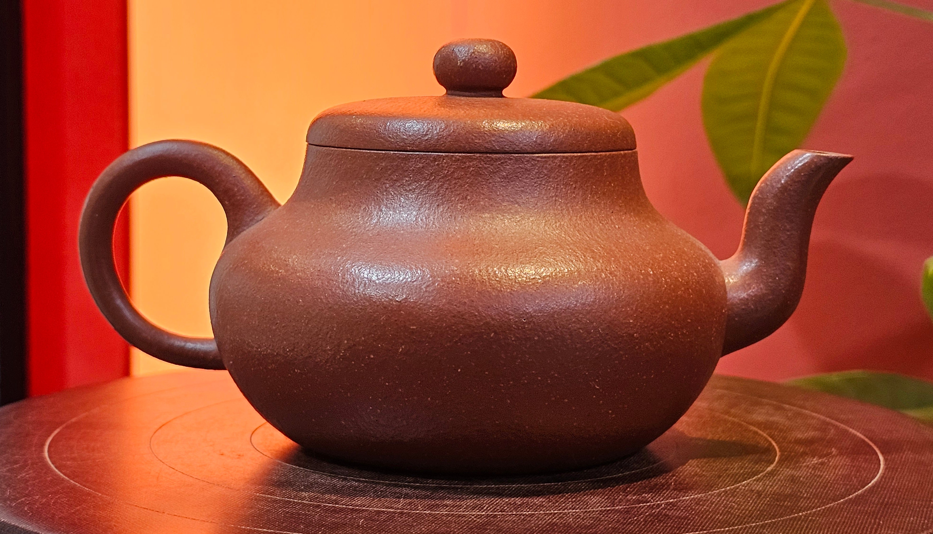 Jun De 君德, 193.7ml, Hong Jiang Po Ni 红降坡泥, by Craftsman Chen Gui Zhi 陈桂枝。(Red JiangPoNi is rarer than Yellow JiangPoNi, XiaoMeiYao ZhuNi & ZhaoZhuang ZhuNi)~Congratulations!to Mr E.W.! 1127hrs 19th Sept 2025, Berkeley, CA.