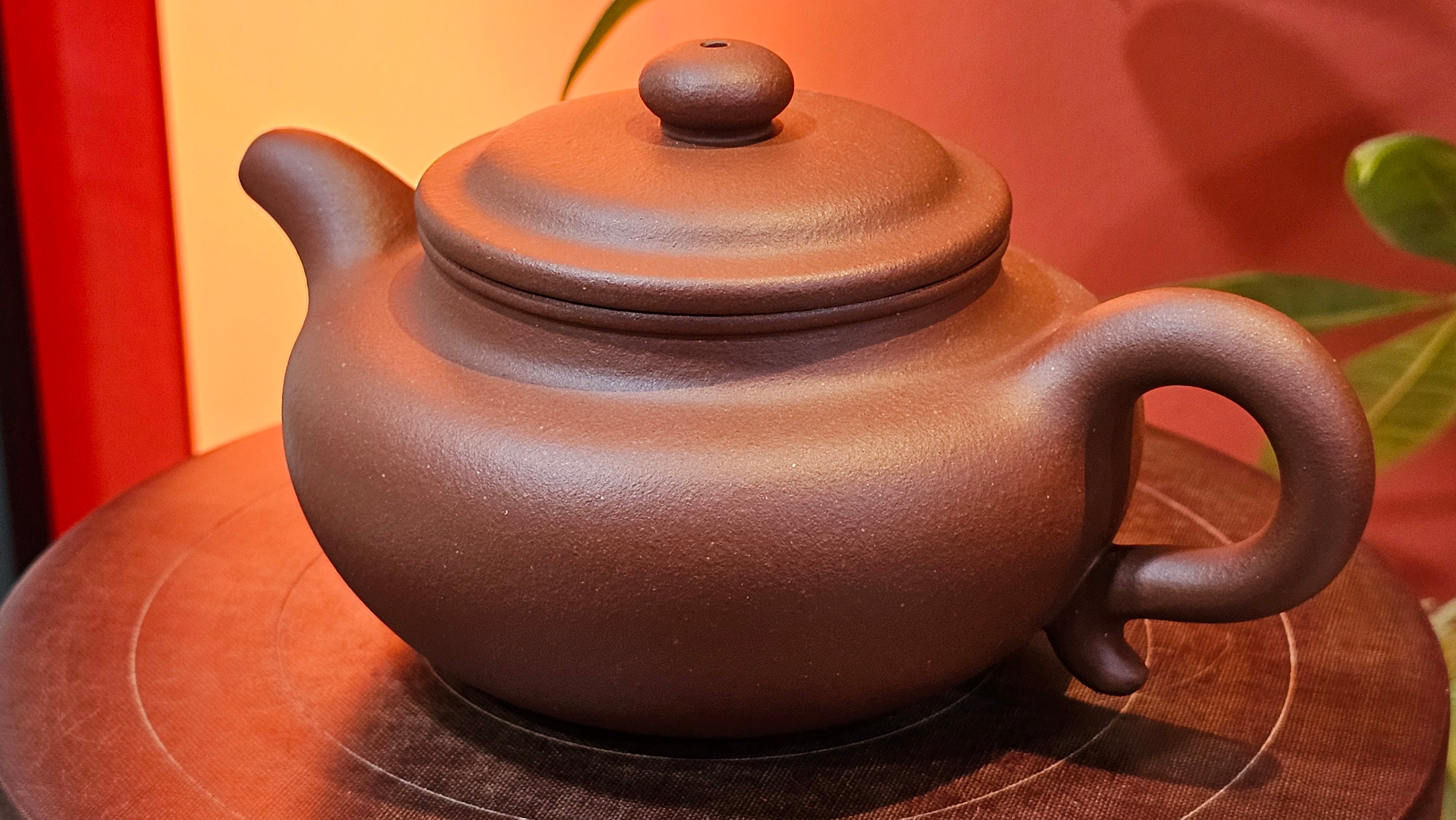 Fang Gu 仿古, 275.3ml, Di Cao Qing Zi Ni 底槽青紫泥, by our Collaborative Craftsman Chen Fa Chu 陈法初 ~ Congratulations!to Mr I.B.! 0256hrs 9th August 2025, Vienna, VA!