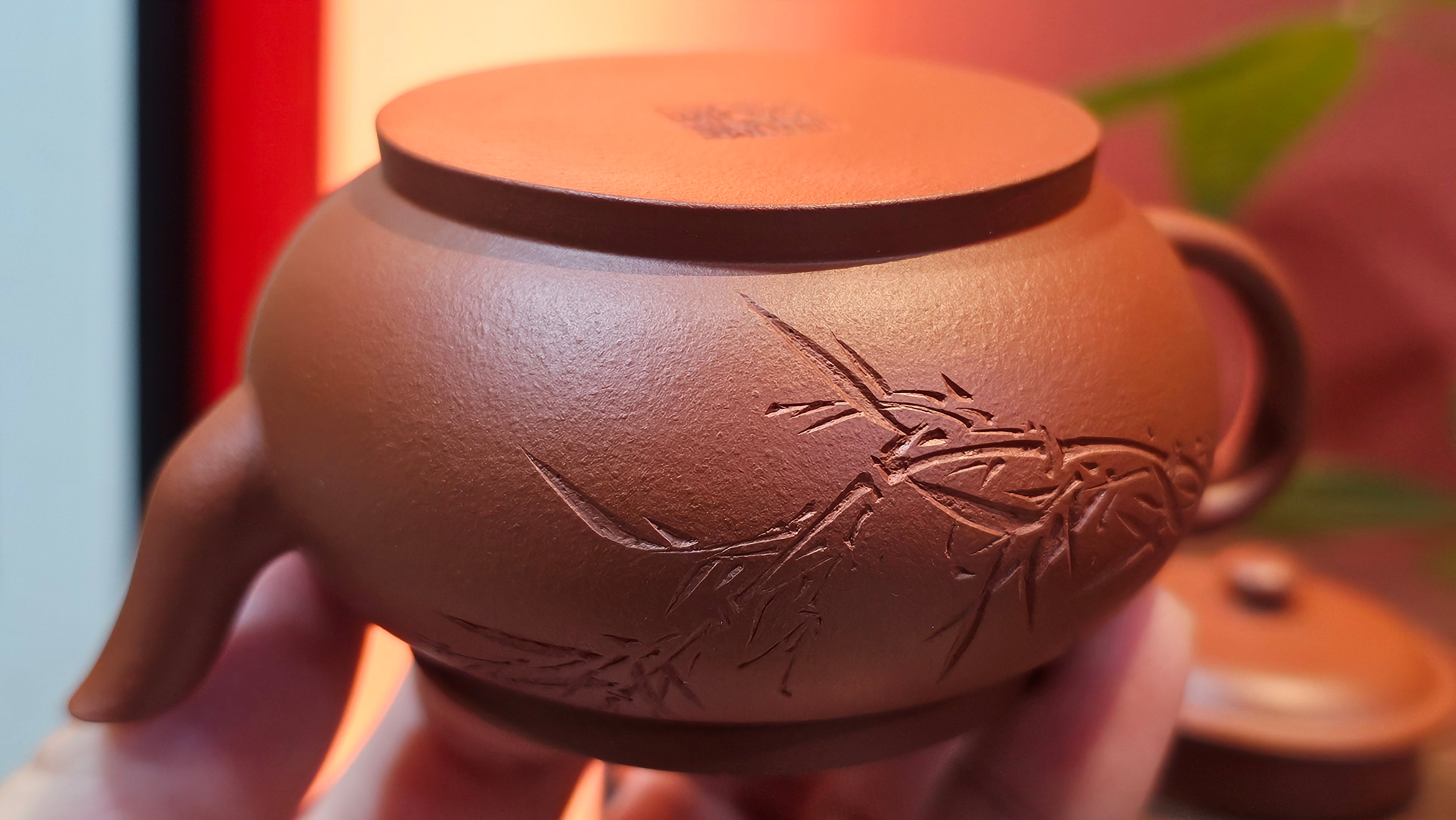 Qing Shi Gong Deng《清式宫灯》, 140.8ml, Xiao Hong Ni 小红泥, by our Craftsman Zhang Huan 张欢, Engraving by Craftsman Pe'eng Pe'eng 芃芃 ~ Congratulations to Mr J.G.! 2129hrs 10th August 2025, Sydney, Australia🇦🇺!